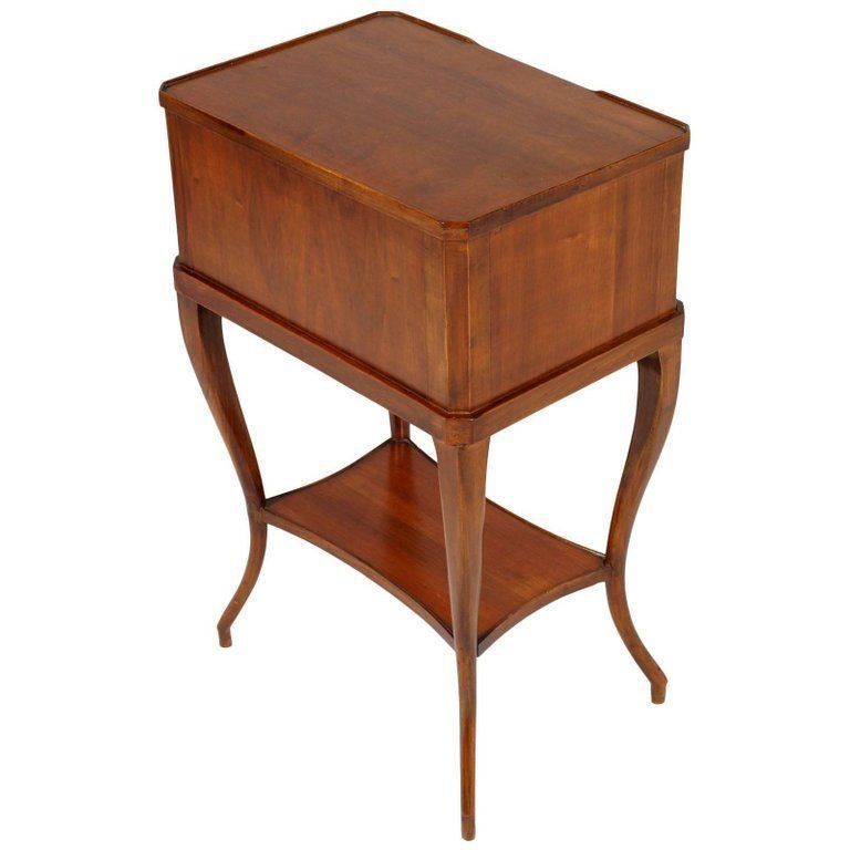 Early 20th Century French Louis XVI Table, Cabinet Nightstand In Walnut Polished photo vinterior