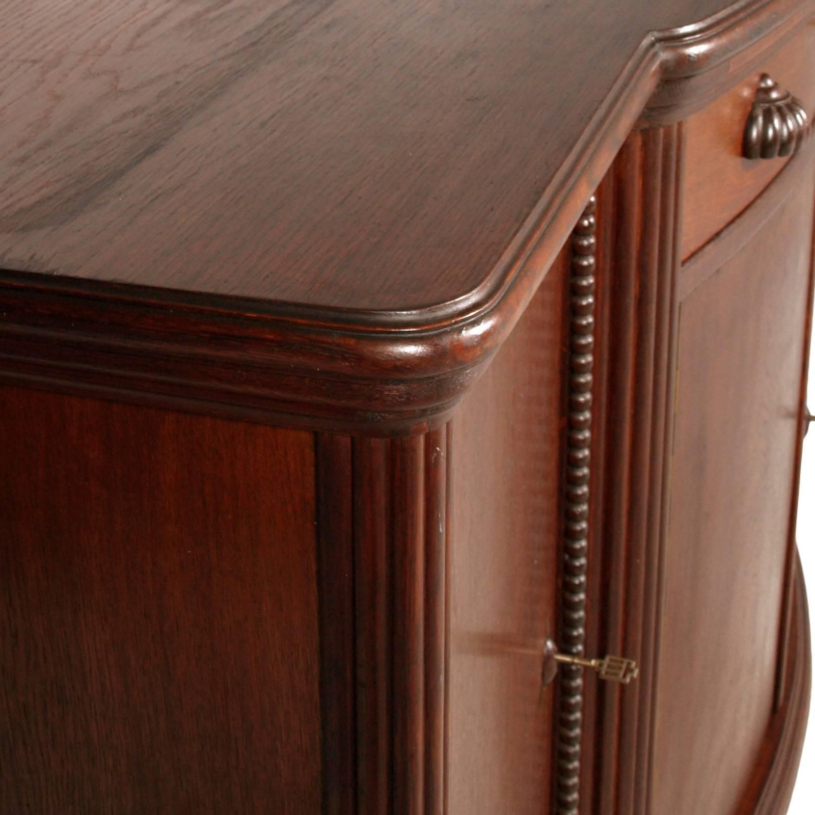 Swiss Early 20th Century Art Deco Credenza All In Oak Wood By E. Schwarz Zurich photo vinterior