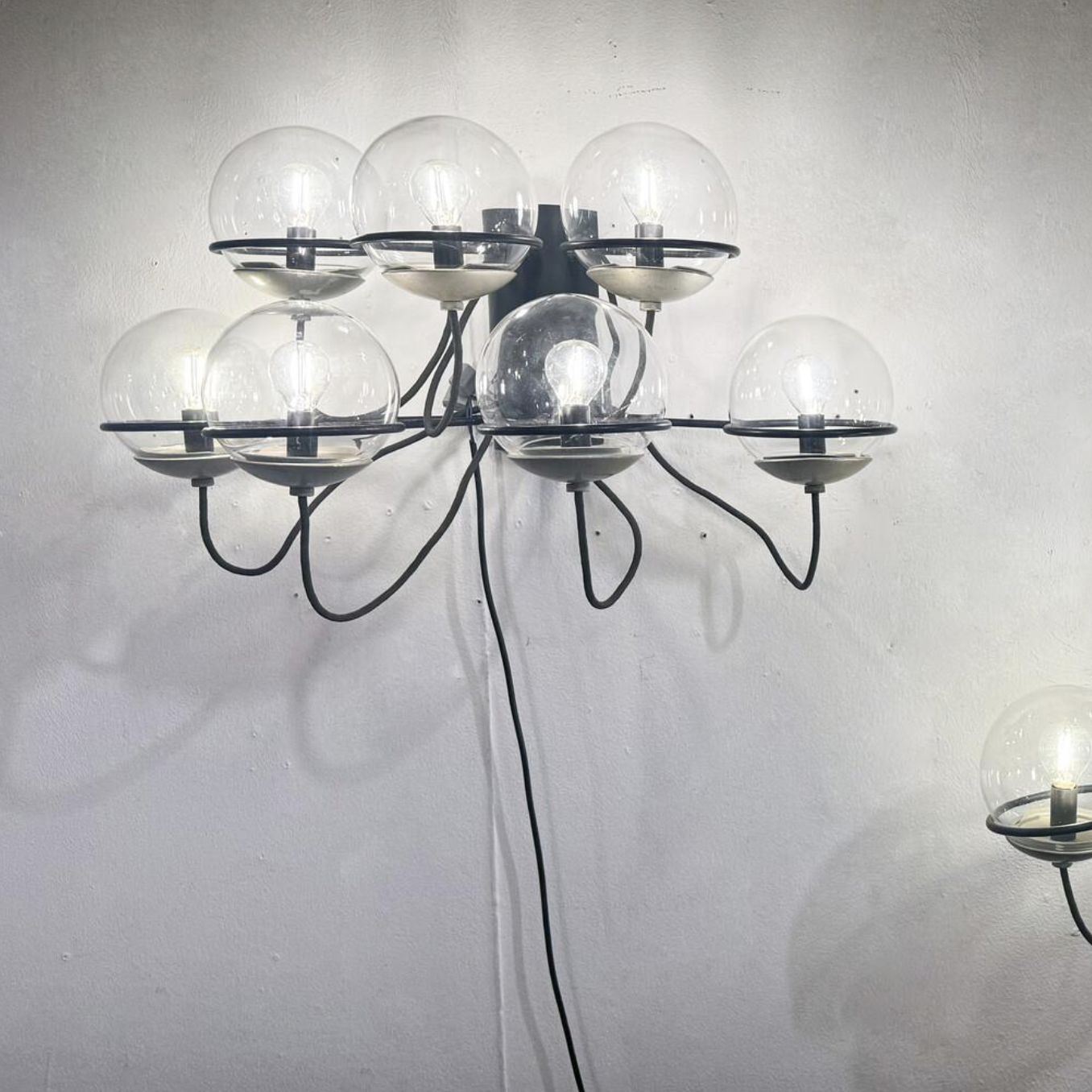 Mid Century Modern Pair Of Wall Lights Mod. 237/7 By Gino Sarfatti, 1960s photo vinterior
