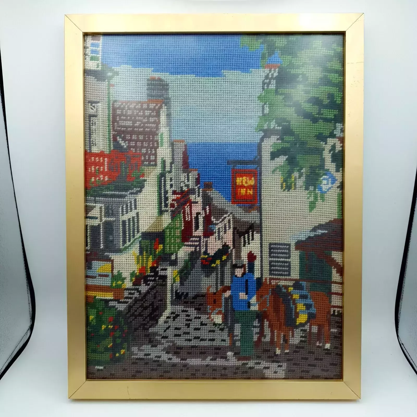 Needlepoint, Clovelly, Devon New Inn Hotel Portrait 42.5 X 32.6cm Complete Frame photo for sale