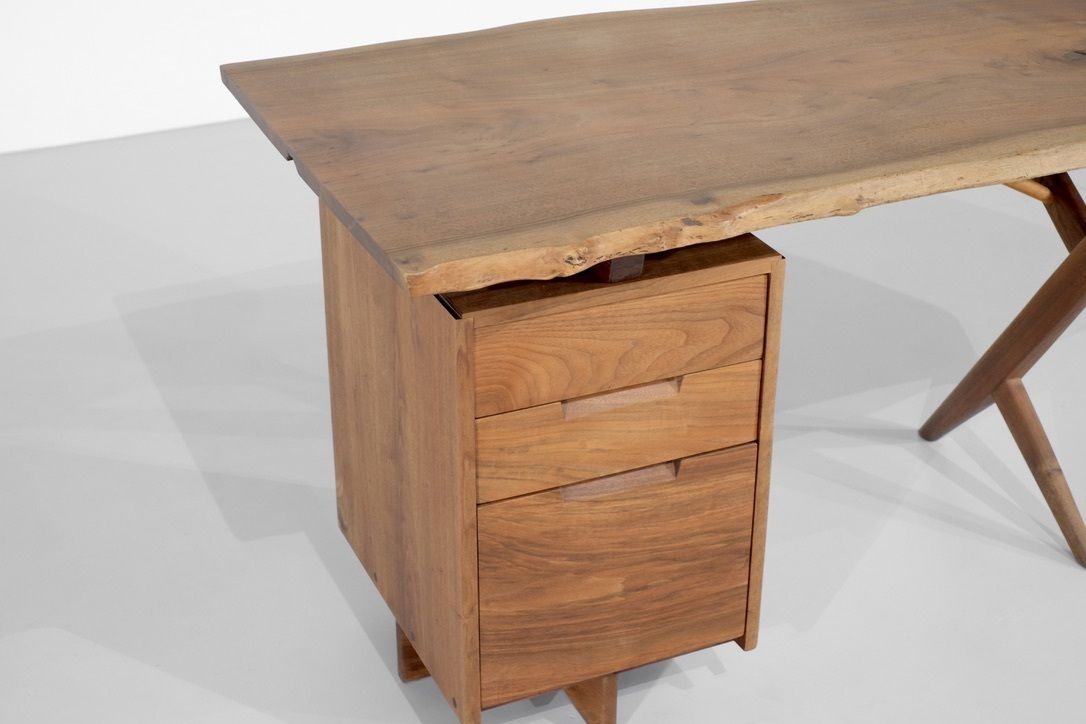 photo for sale Desk " Conoid " By George Nakashima, USA 1970s