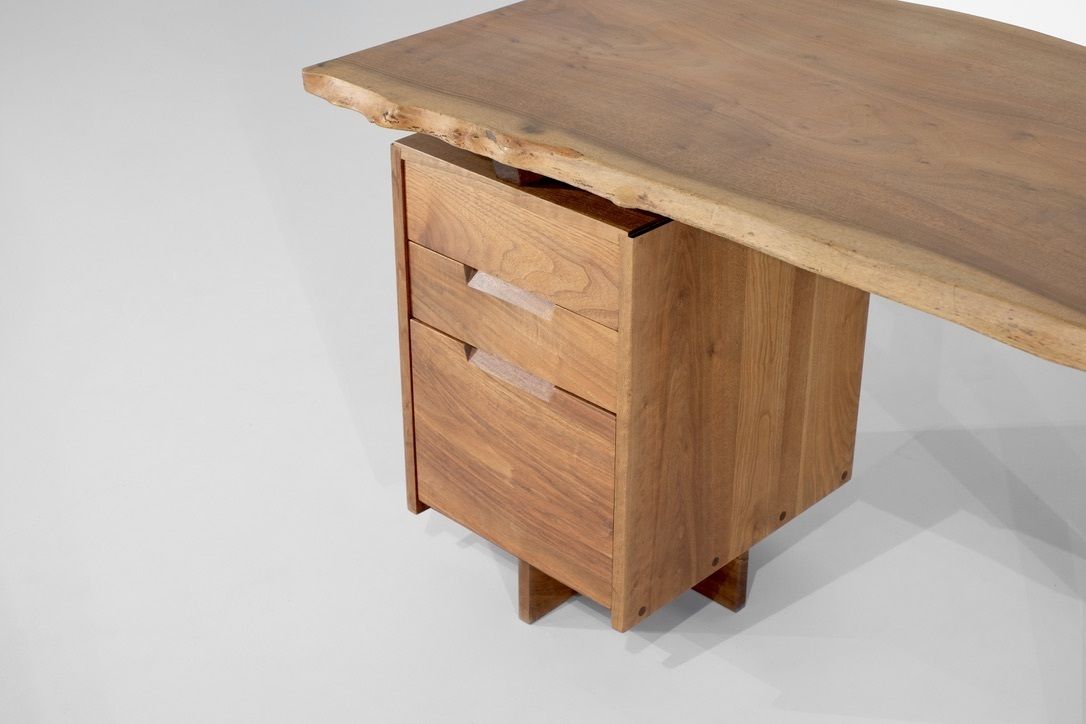 photo buy Desk " Conoid " By George Nakashima, USA 1970s