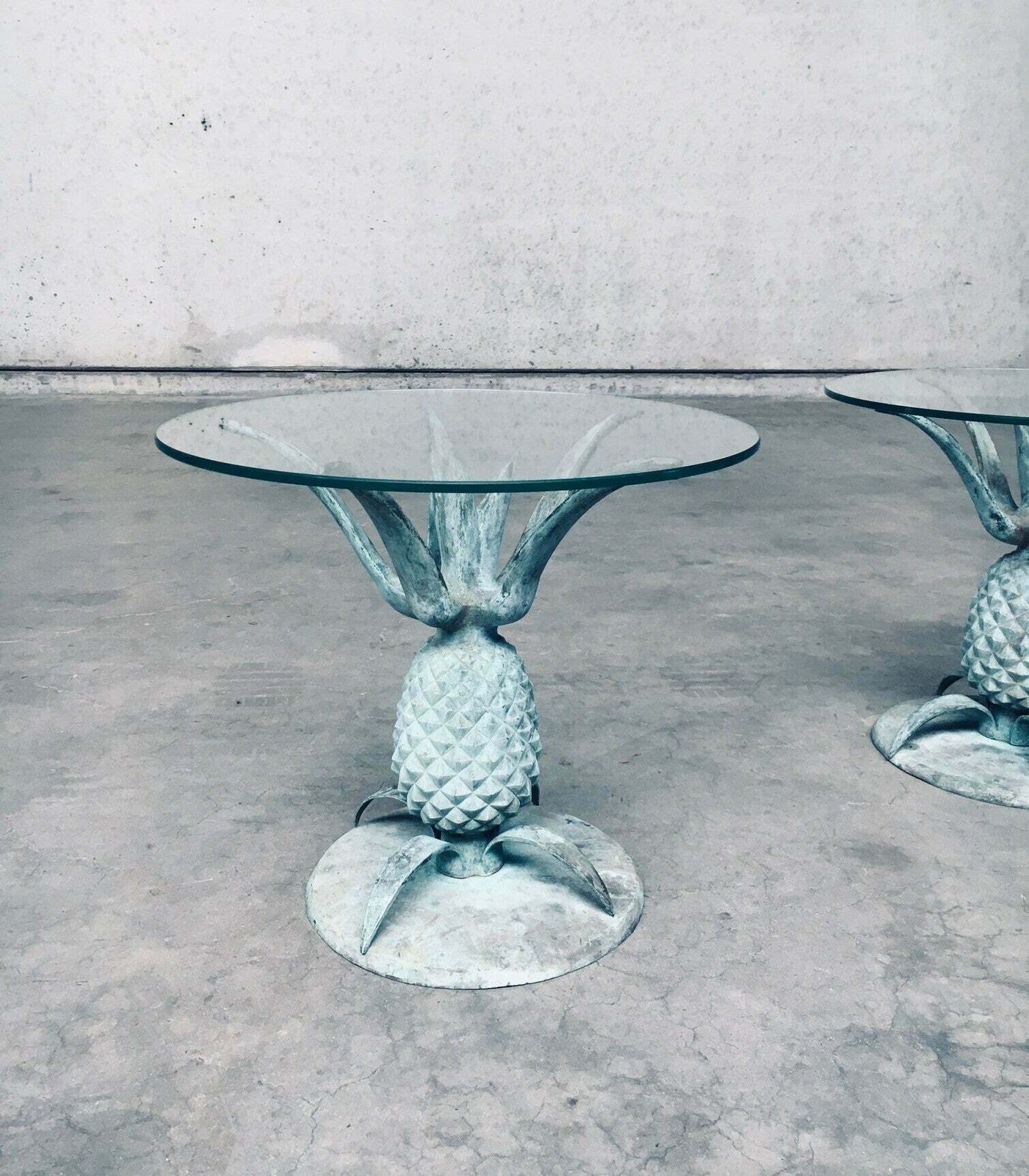 photo for sale Hollywood Regency Stijl Messing Gepatineerde Ananastafels, Set Van 2 – Frankrijk, Ca. Jaren 1970