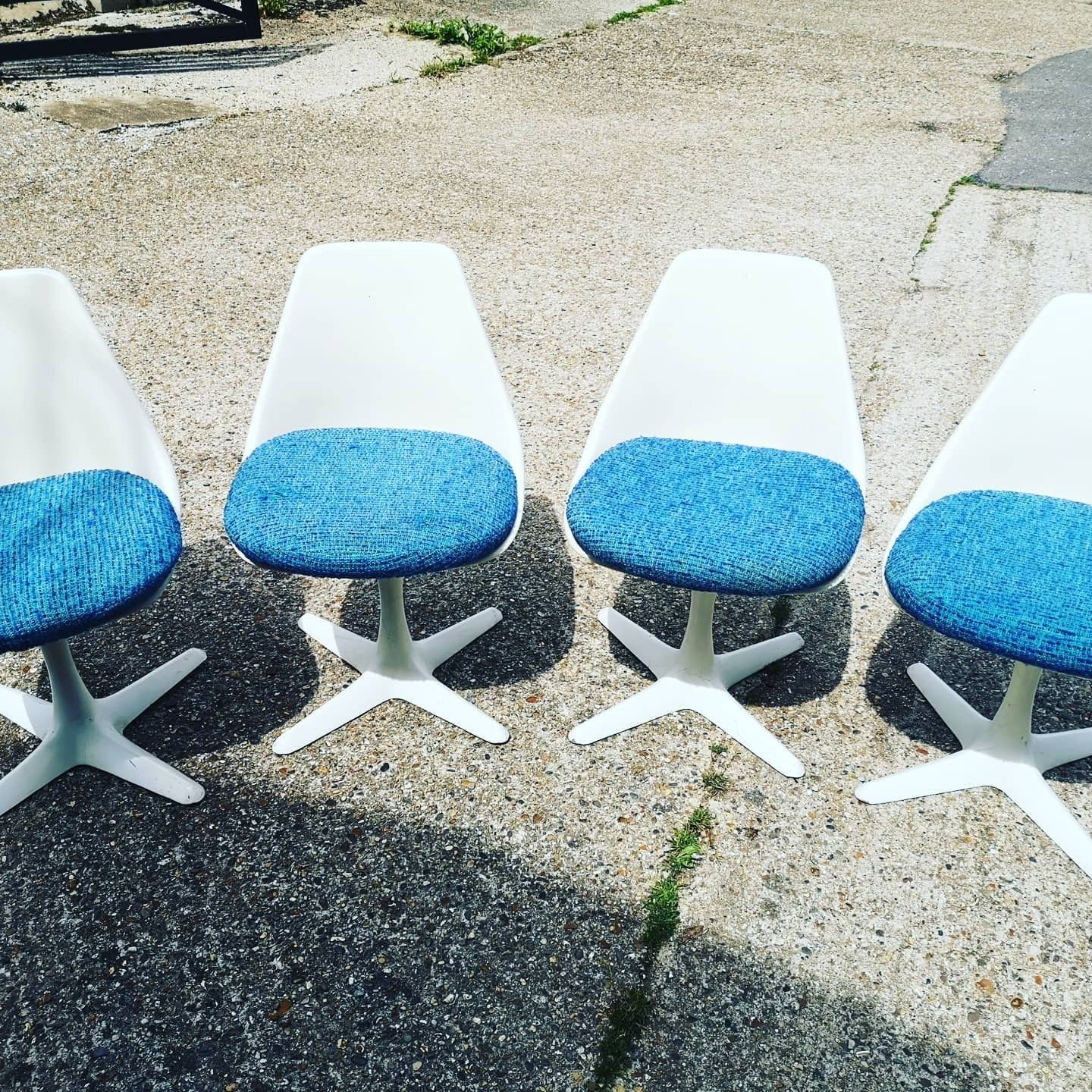 Arkana 115 Set Of 4 Swivel Chairs photo 800.0