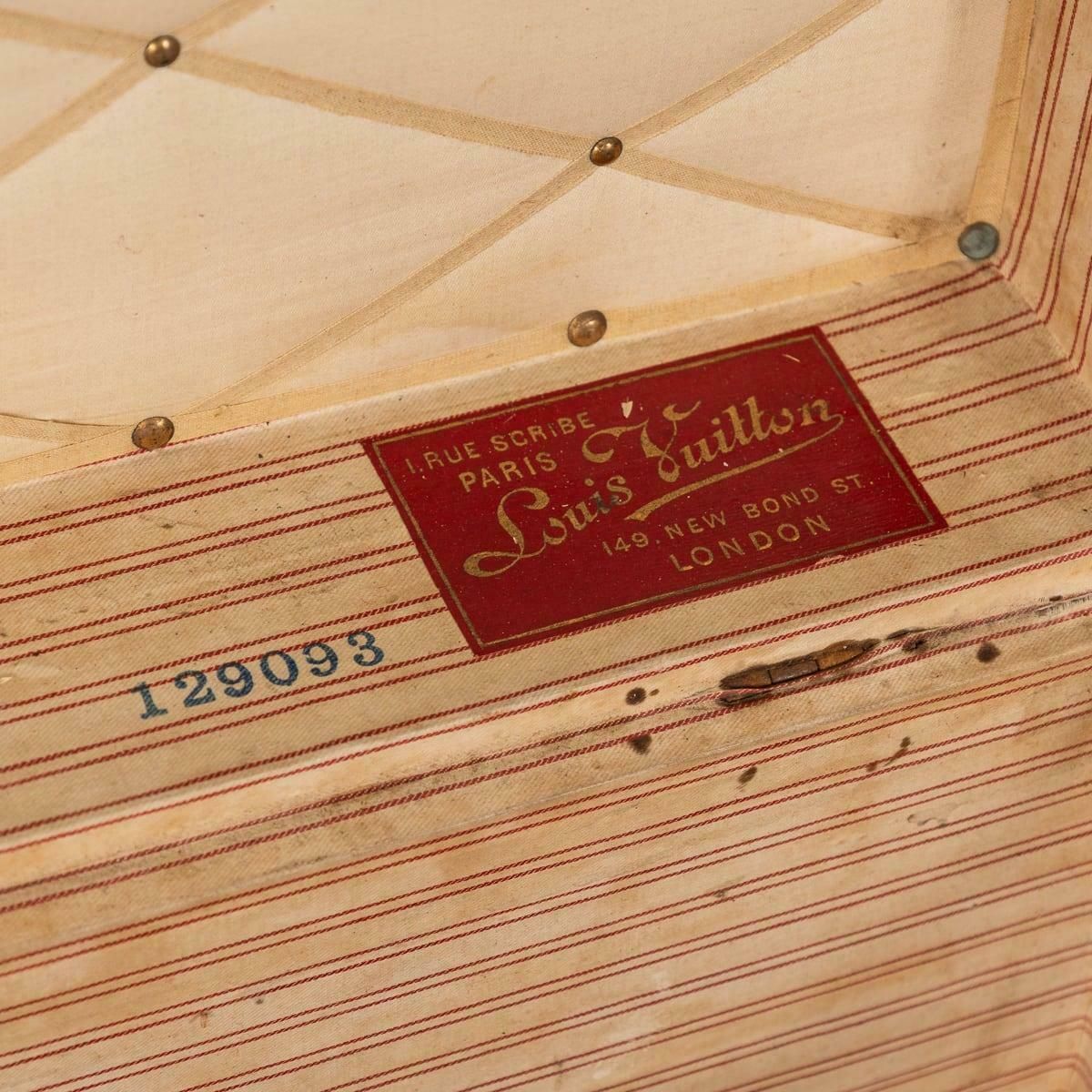 22995.0 Antique 20thc Louis Vuitton "Malle Haute" Trunk In Woven Canvas, France C.1900 photo