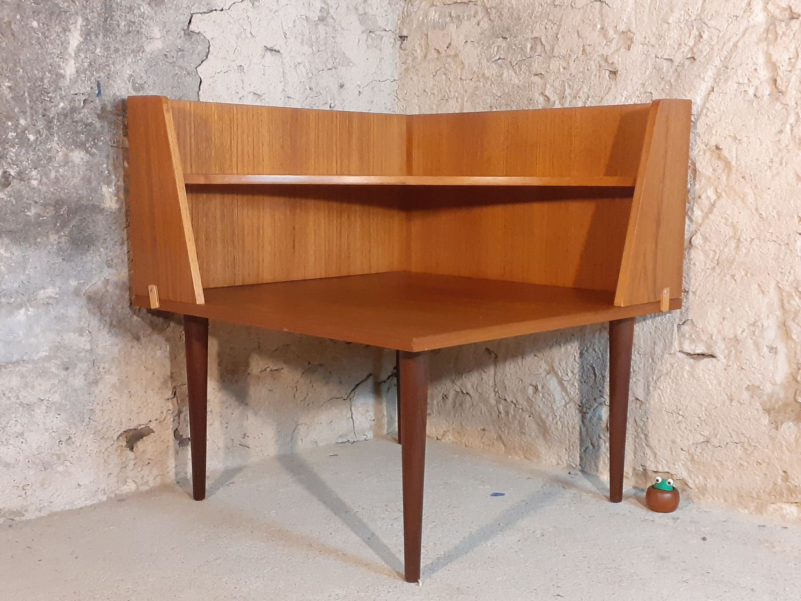 Corner Table In Teak By Ekornes, Scandinavian Mid Century 1960s