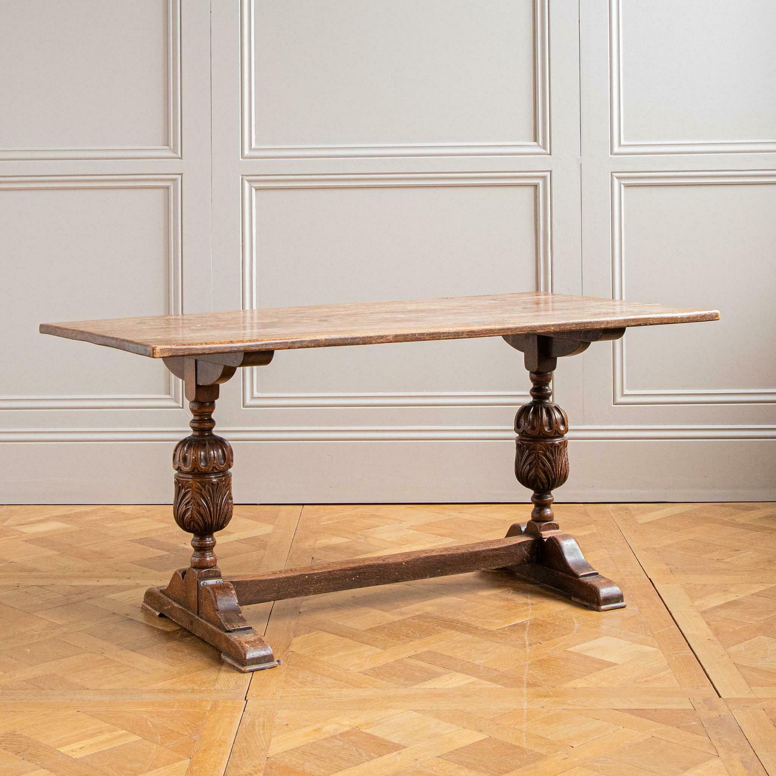 Elizabethan Style Dinning Table photo vintage