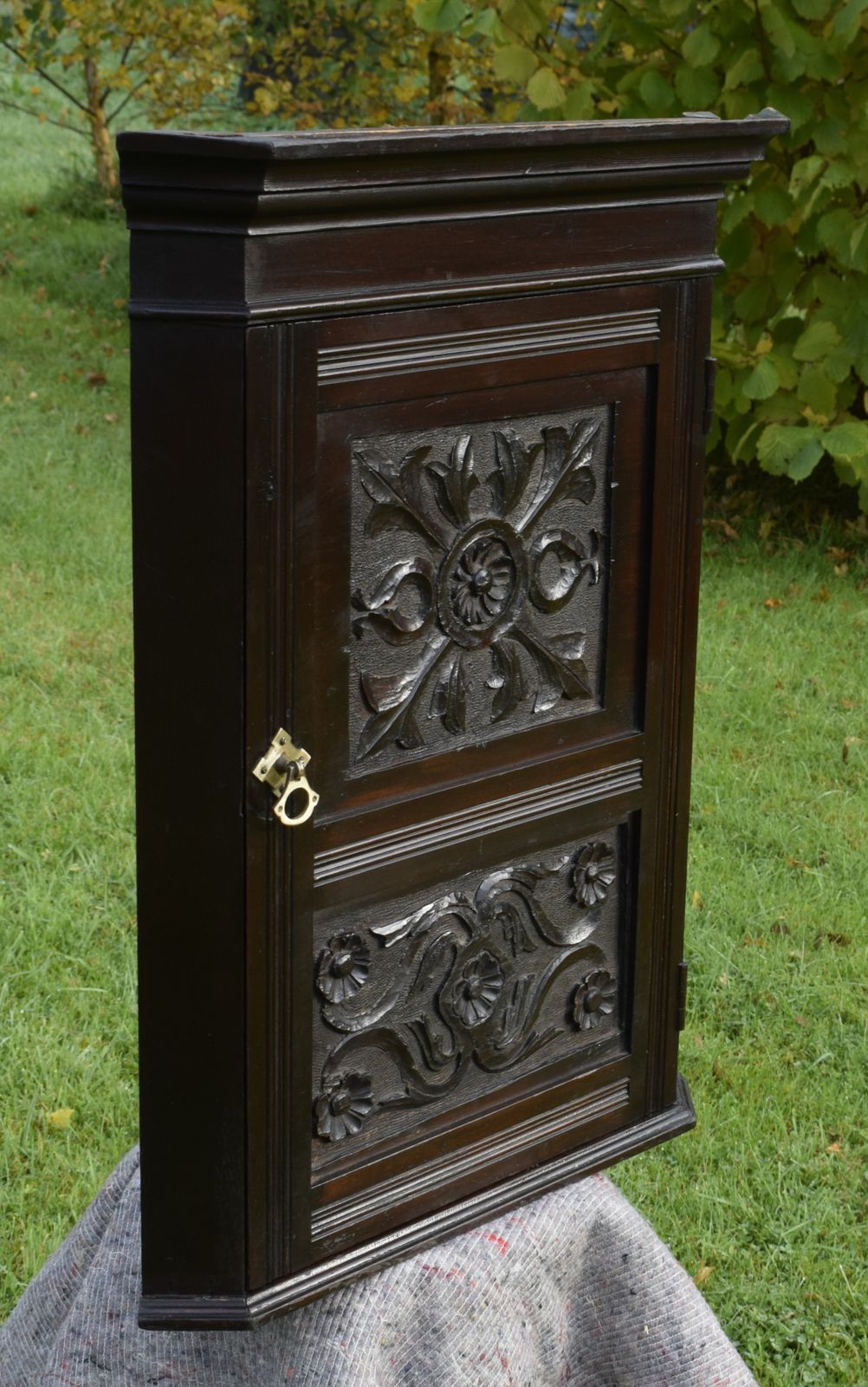 Late Victorian Pine Corner Cupboard photo Furniture