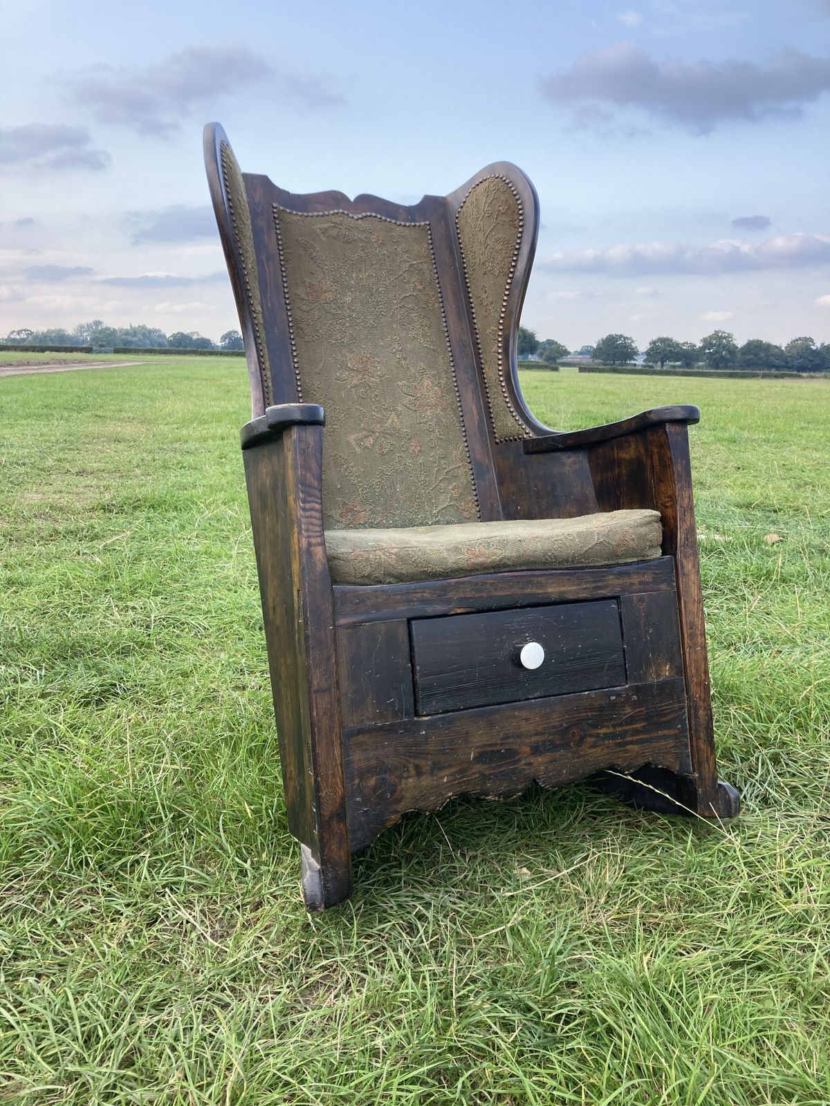 1800s Pine Lambing Chair