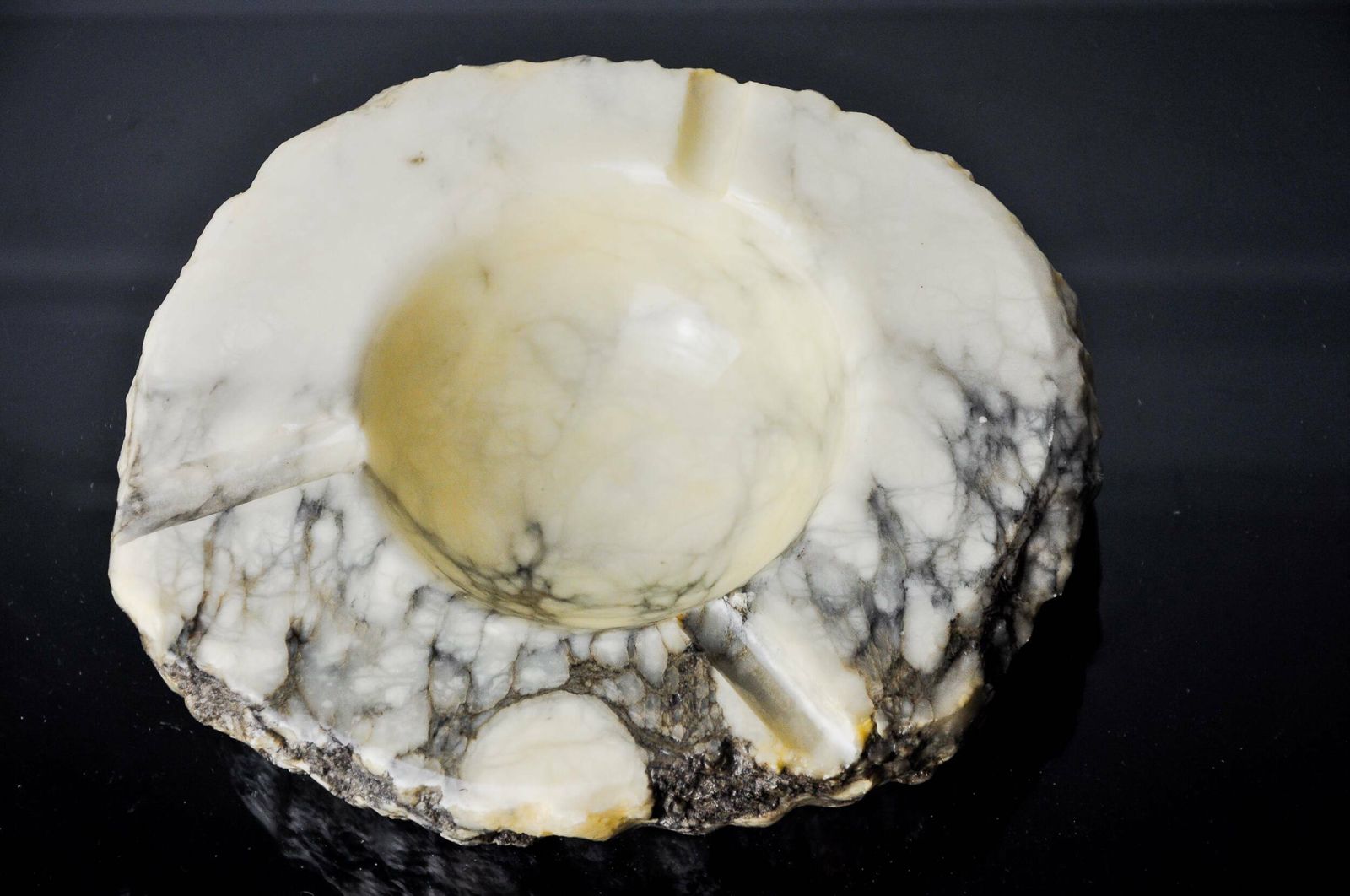 Cendrier En Albâtre Blanc Par Romano Bianchi, Italie, 1970 photo 379.0