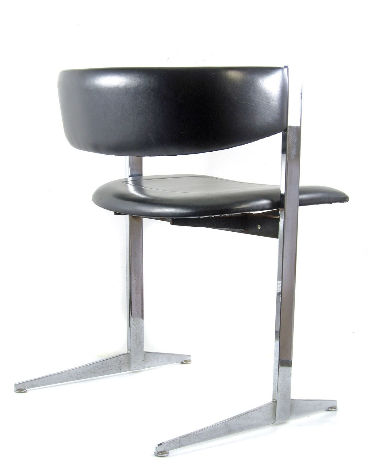 photo furniture Sixties Chrome Vintage Dining Chairs
