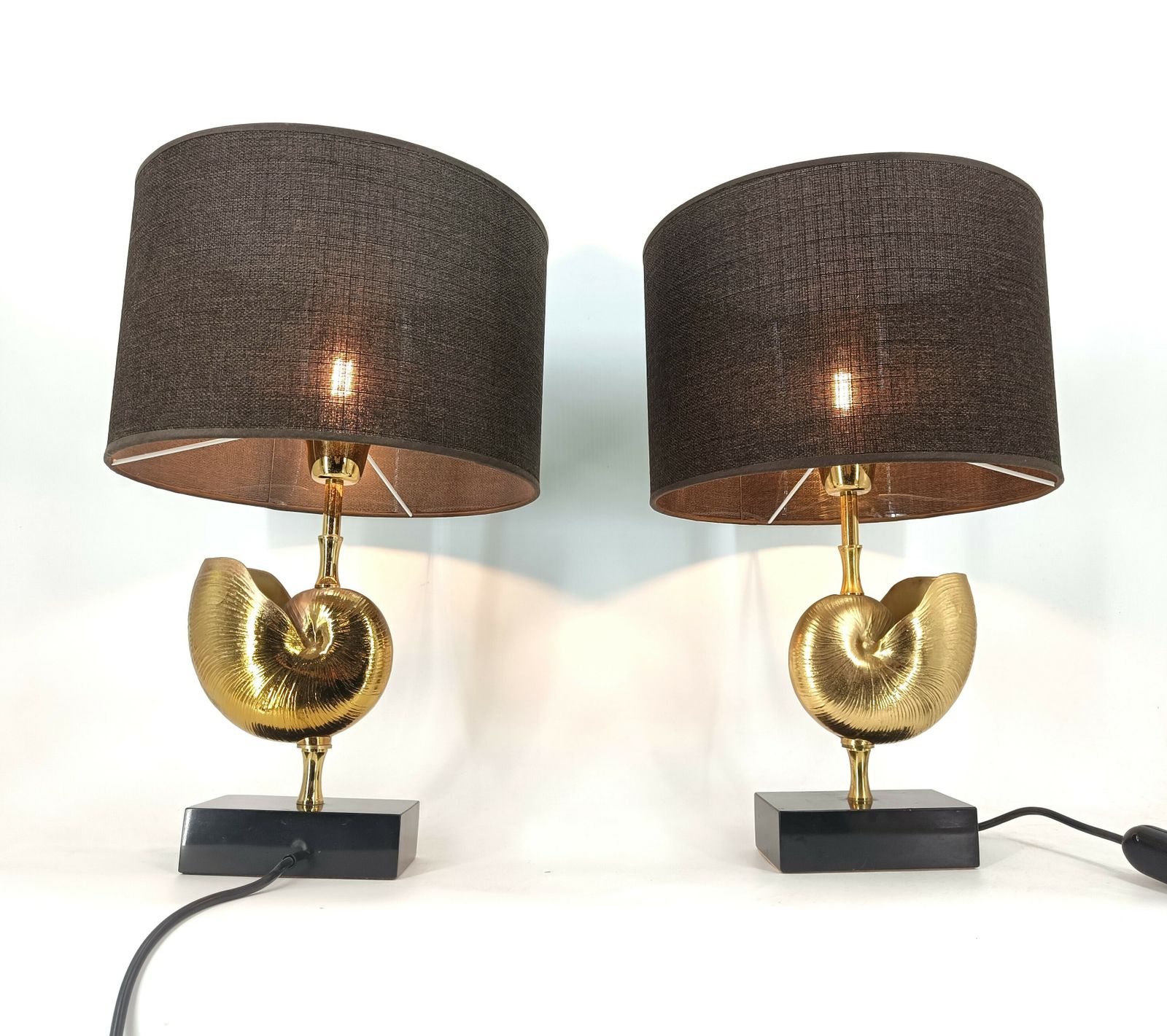 Vintage Brass Nautilus Shell Table Lamps 1970's   France    Set Of 2 photo vinterior