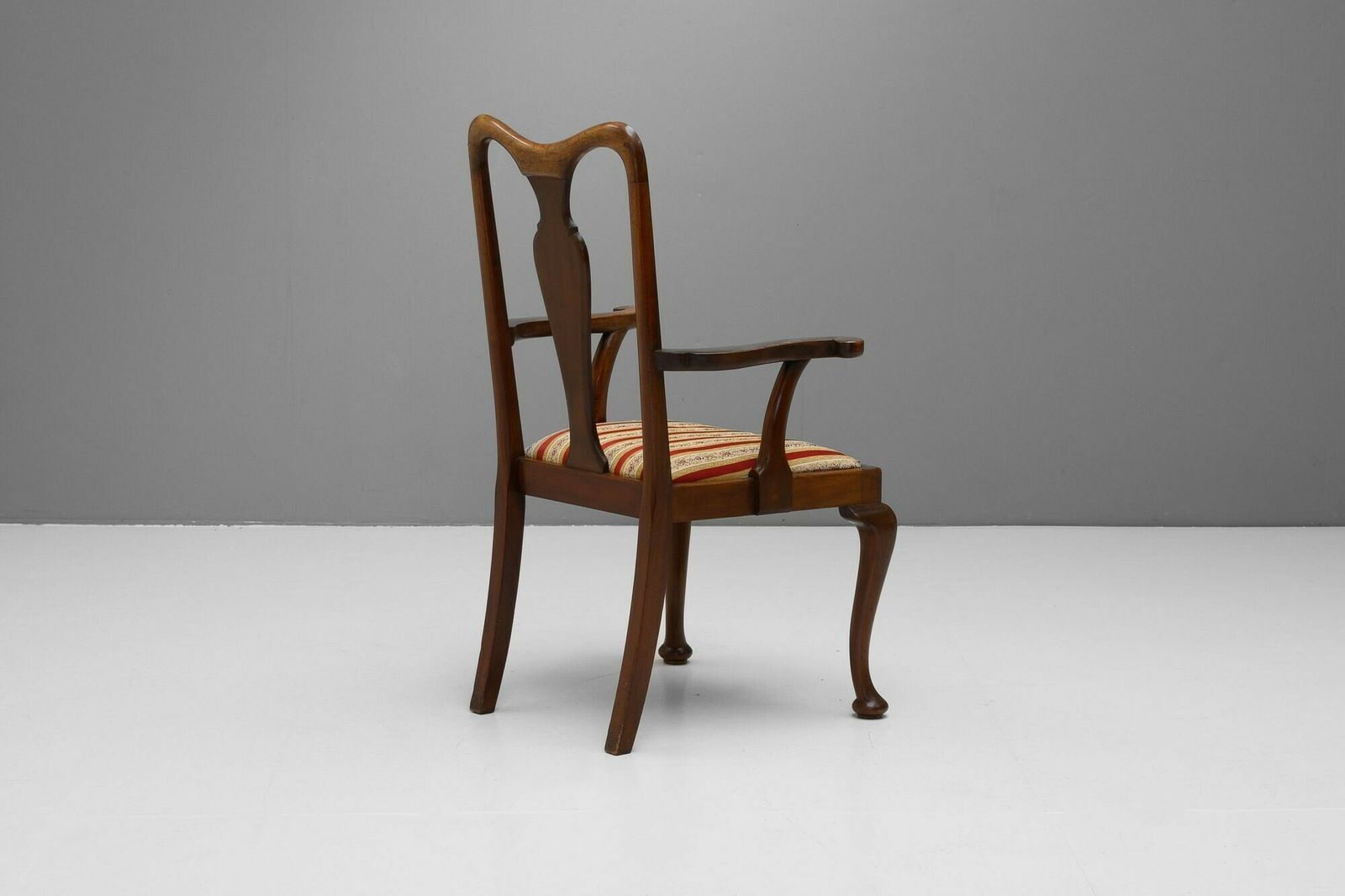 Queen Anne Style Armchair, 1970s photo furniture