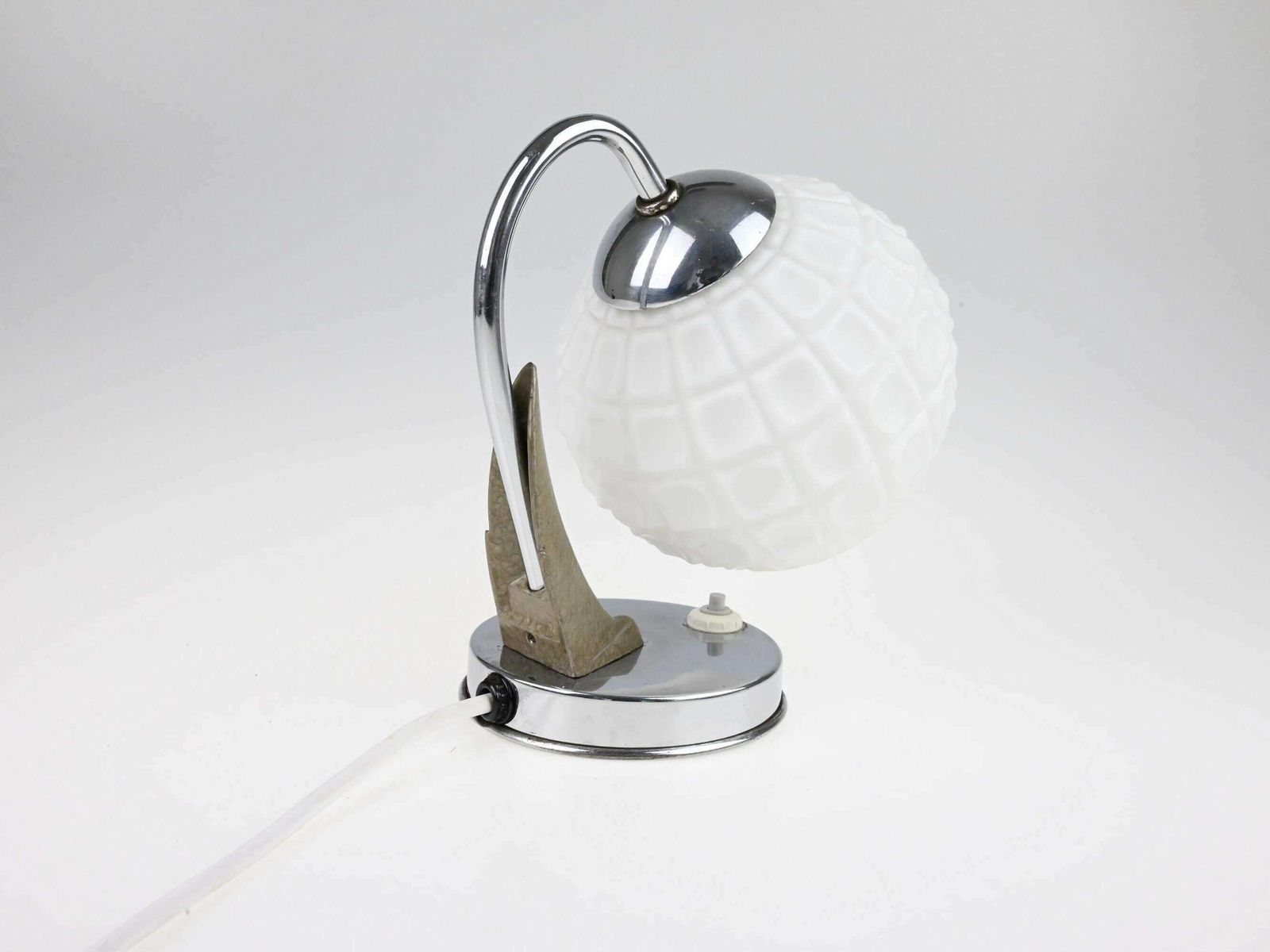 Bauhaus Table Lamp, Vintage Chrome Lamp, Antique Lighting, Mid Century Desk Lamp, Table Lamp, Desk Lamp, Bedside Lamp, Mid Cenutry Lamp photo vintage