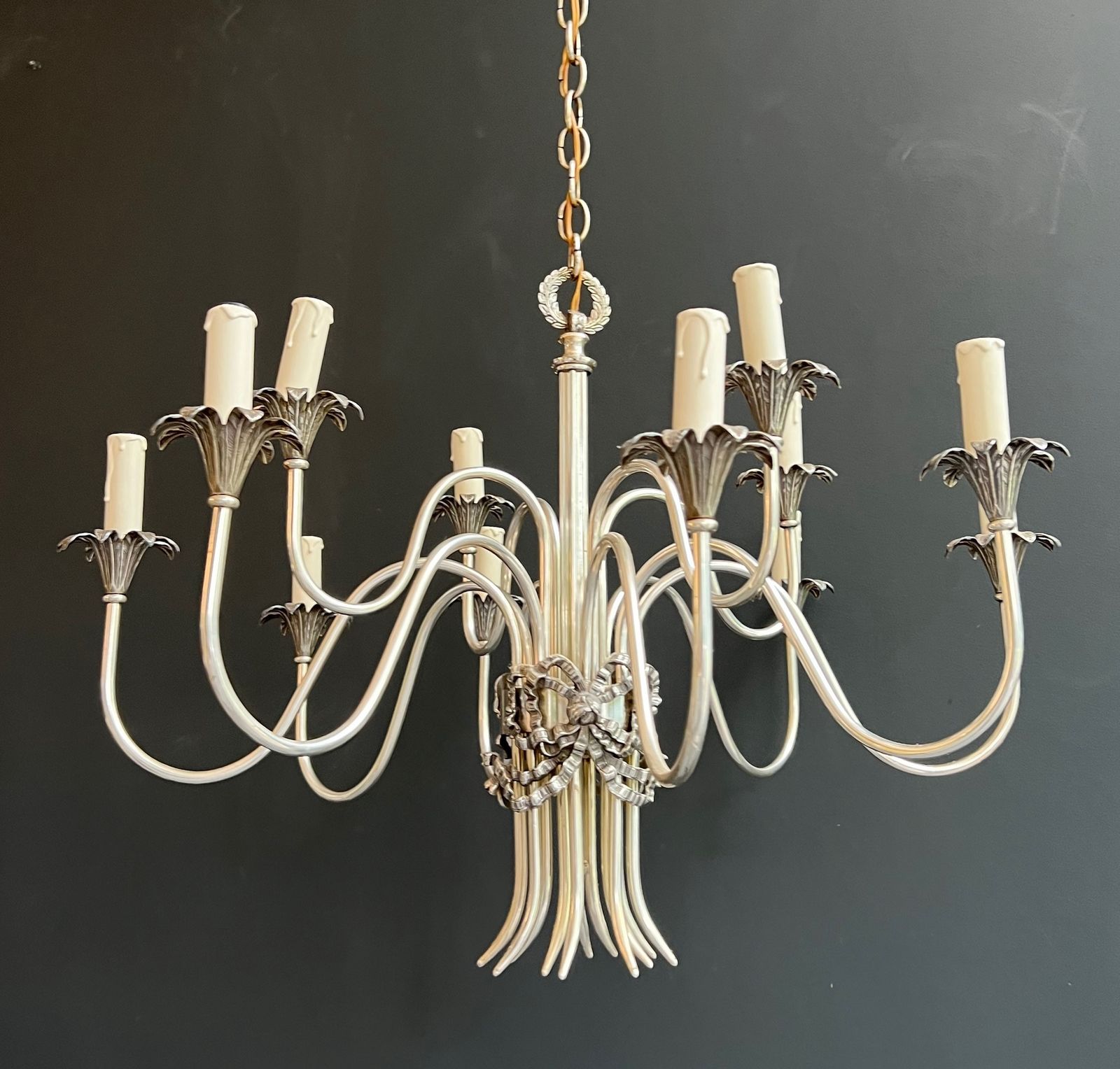 photo vinterior Neoclassical Style Chandelier In Silver Metal From Maison Charles