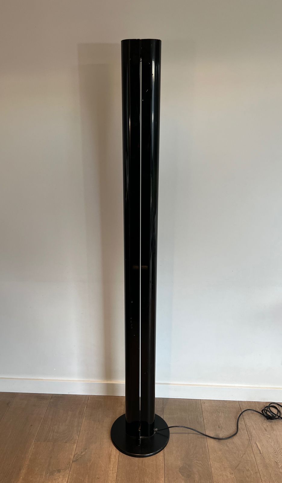 2450.0 Halogen Floor Lamp Model Megaron In Black Lacquered Metal By Gianfranco Frattini photo