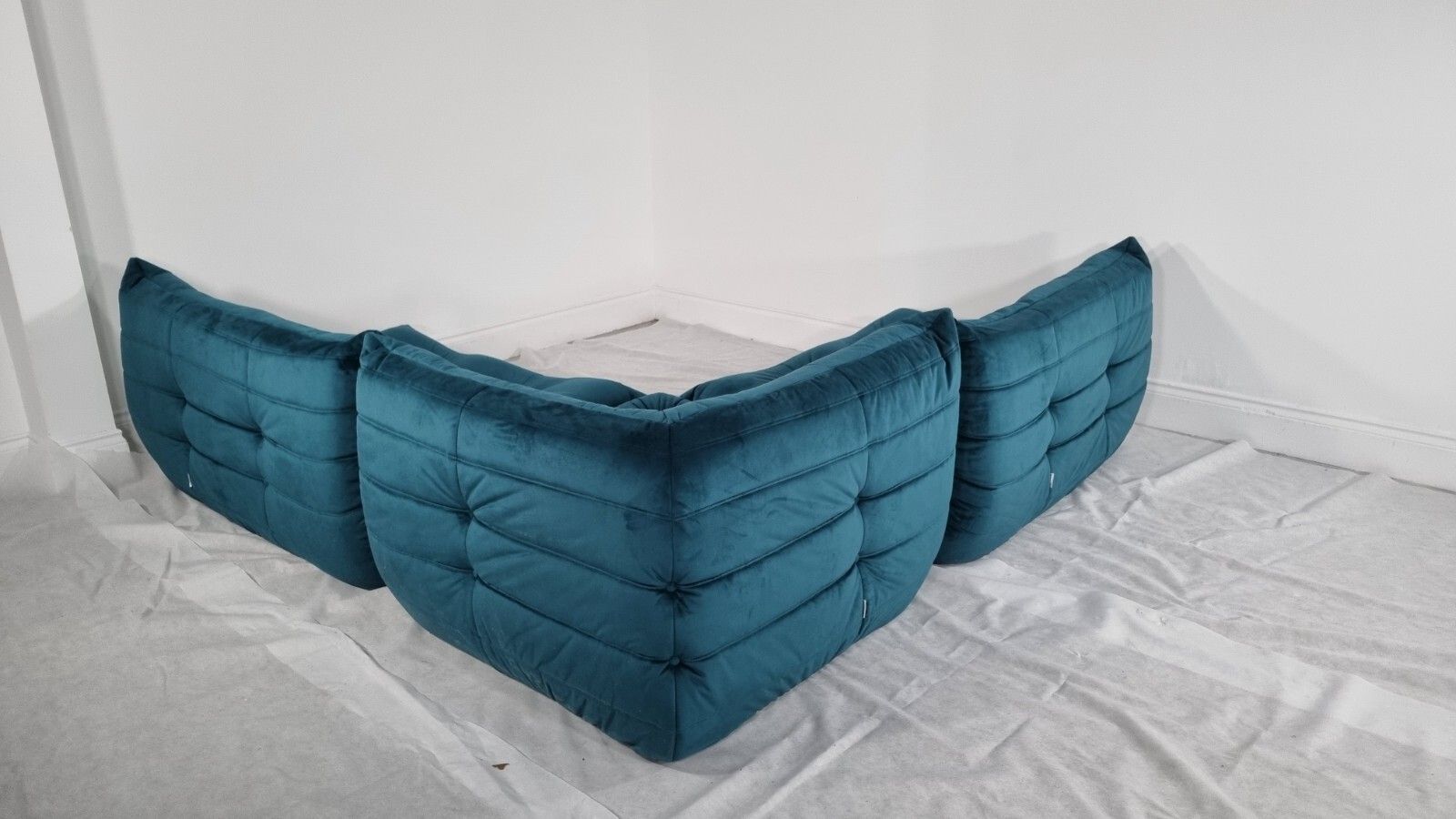photo for sale Stunning Ligne Roset Togo Suite 2x2 Seater And Corner In Green Teal Velvet