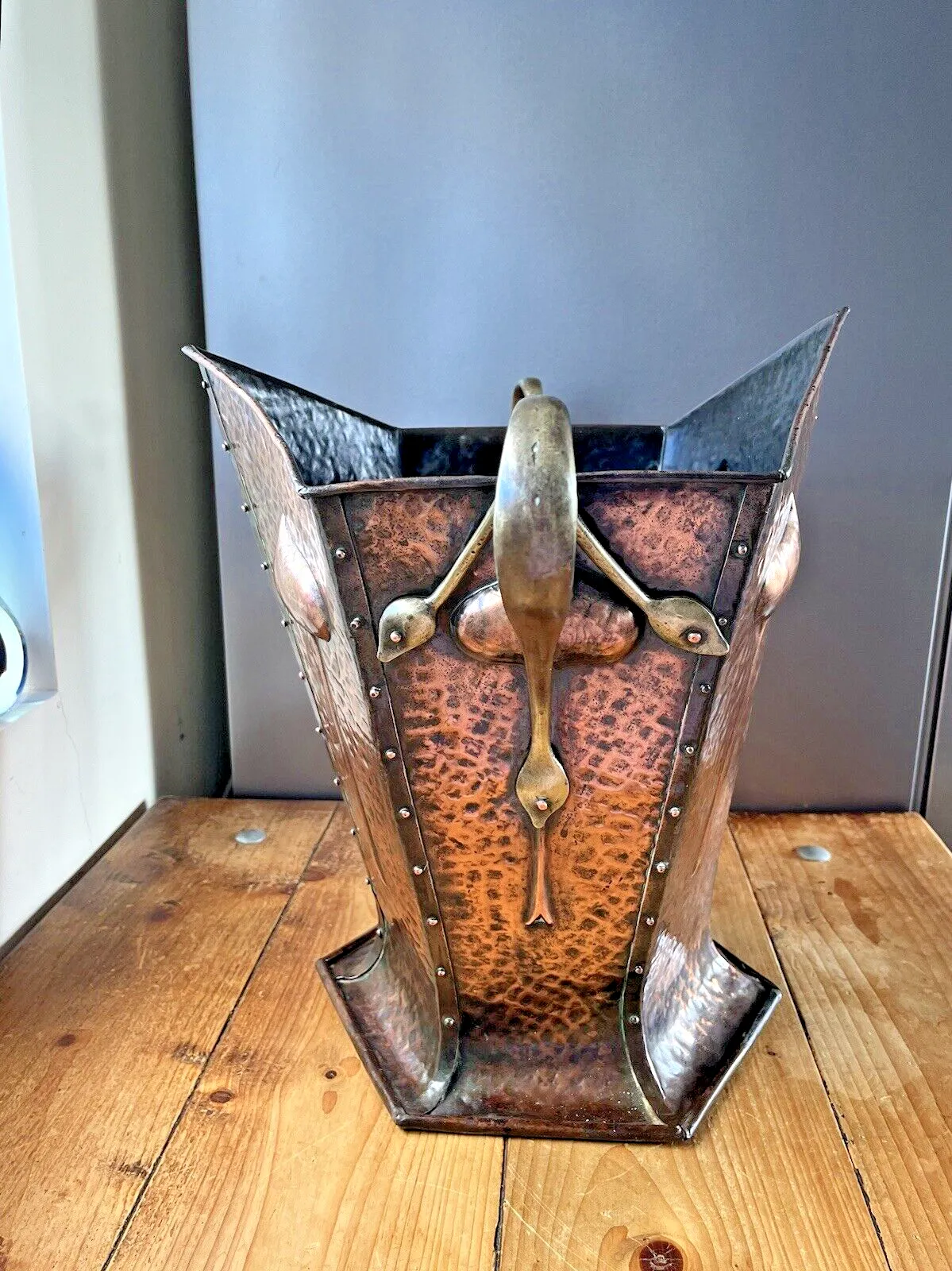 Antique Art Nouveau Beaten Copper Brass Riveted Coal Box Scuttle Log Bucket Bin photo furniture