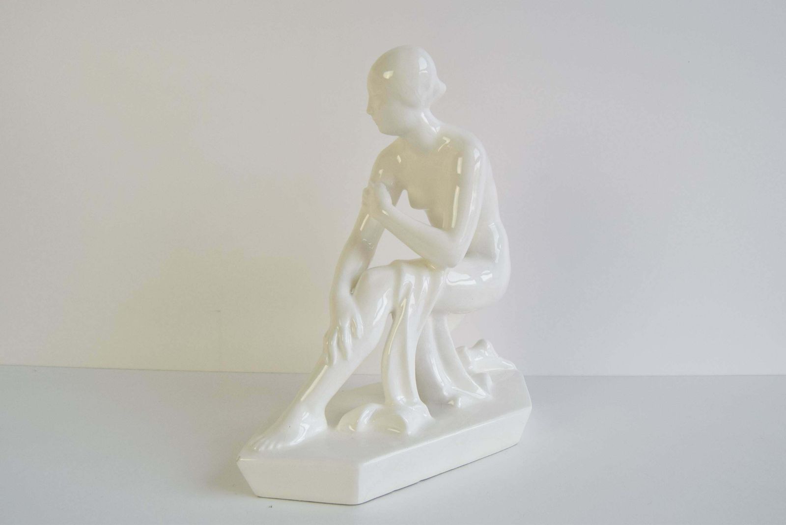 Ceramic Sculpture Of A Naked Woman By Hubert Kovařík/Svitavka, Circa 1920's. photo Art