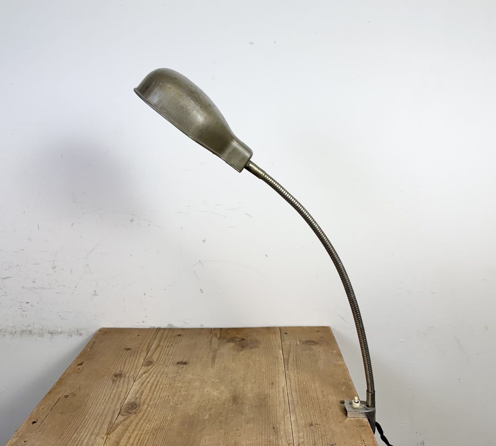 Vintage Grey Italian Gooseneck Table Lamp From Gcme, 1950s photo Lighting