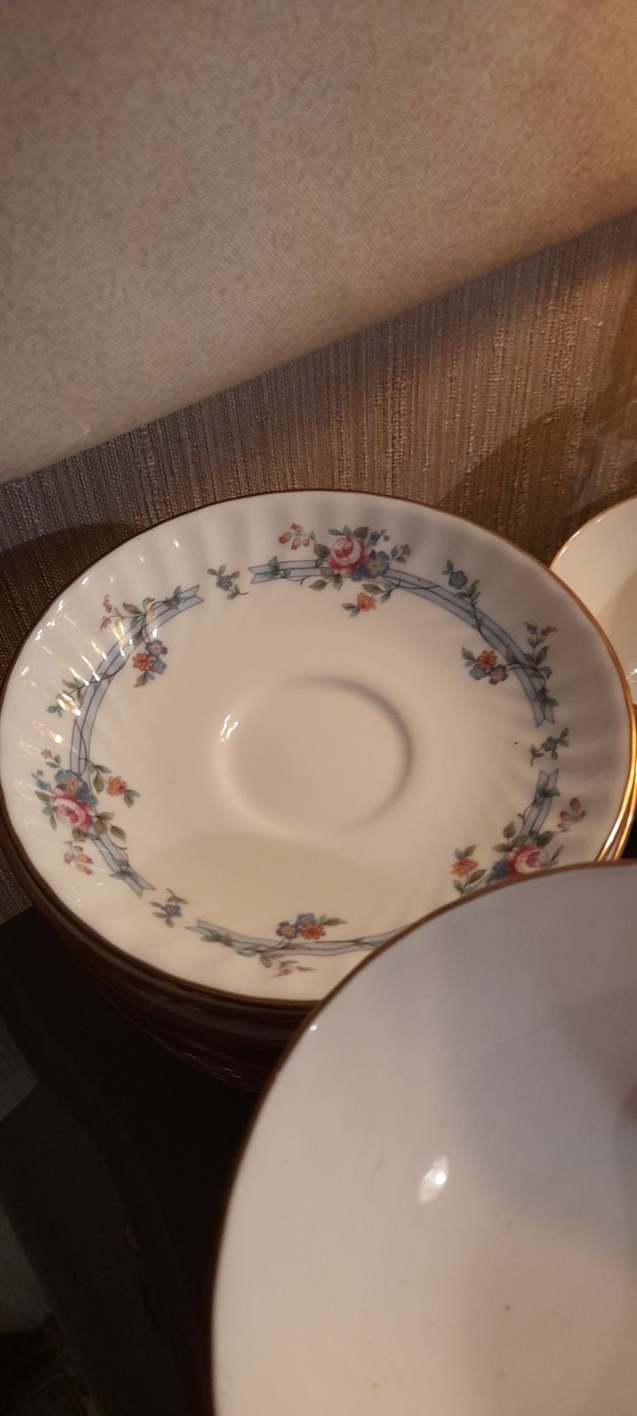 1595.0 Minton Chartwell 12 Dinner Service Plus Extras. Truly Stunning. Mint Condition photo