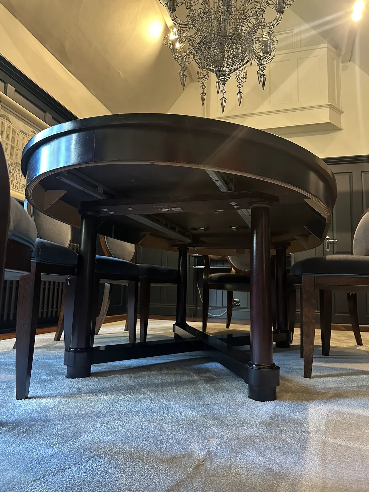 photo furniture Baker Furniture Oval Dining Table With Chairs