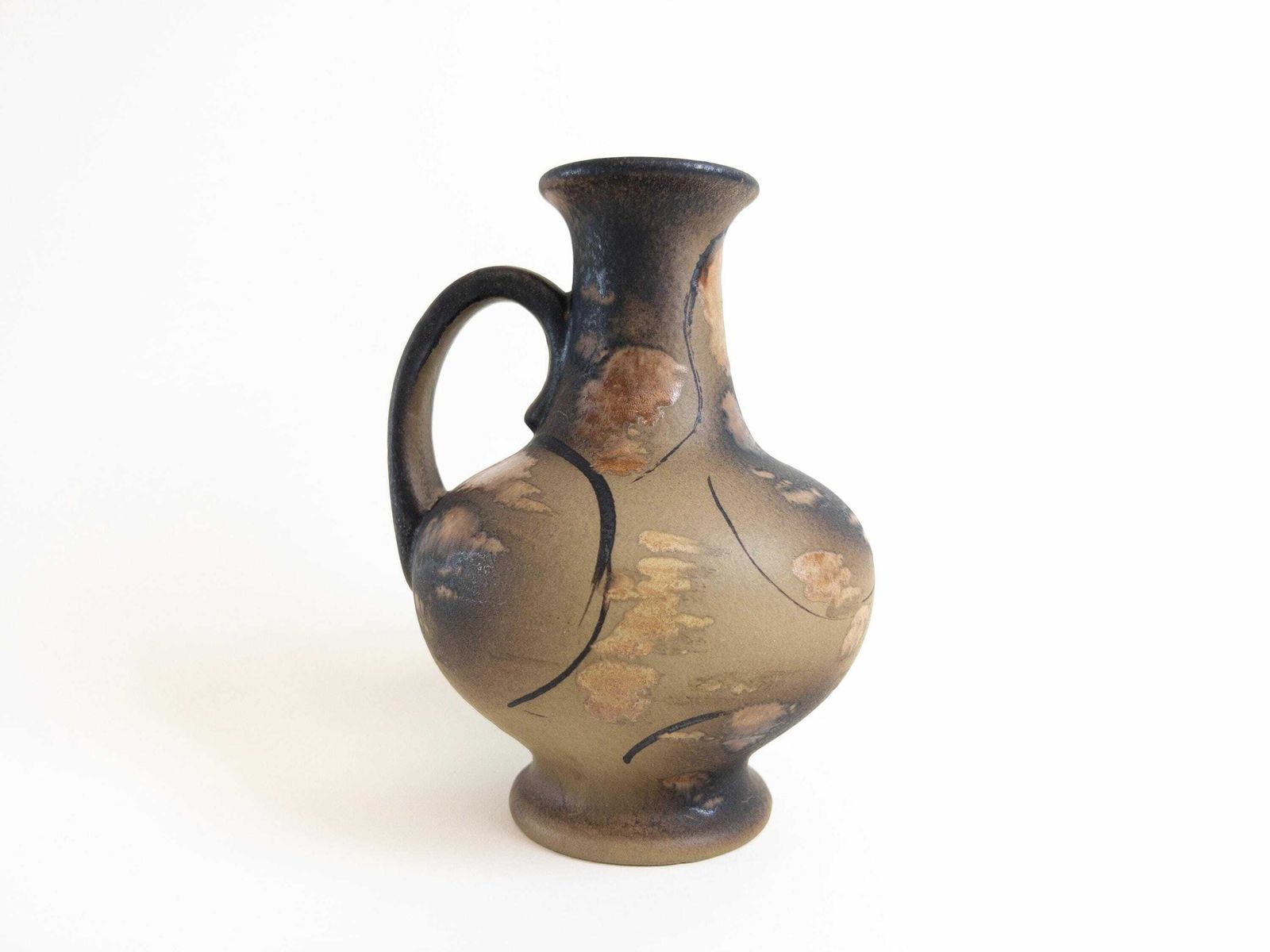 Ruscha Art Kyra Vase K 32   West German Pottery Vase With Handle   Ruscha Ceramic Vase By Heinz Siery photo furniture