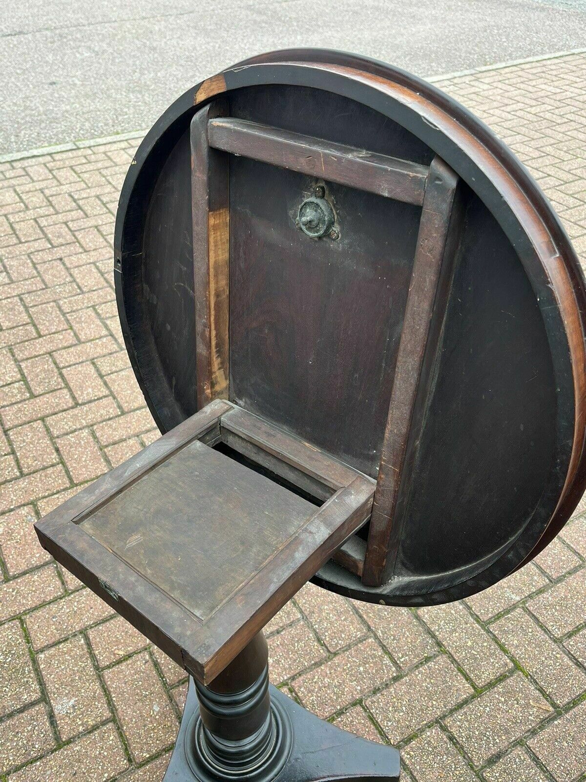 Victorian Mahogany Tilt Top Lamp Table, Side Table photo for sale