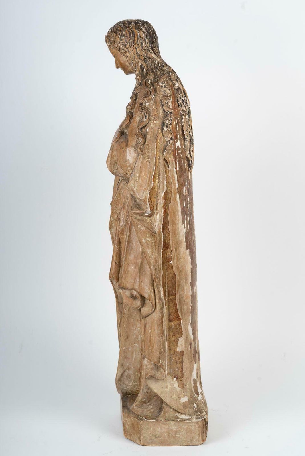 Carved Wooden Sculpture Of Mary Magdalene, Circa 1500. photo vinterior