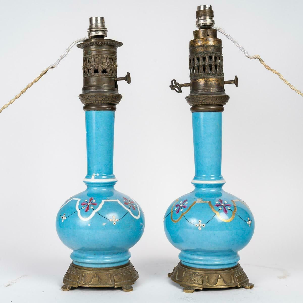 Pair Of Oil Lamps Mounted As Table Lamps, Napoleon III Period, 19th Century. photo vinterior