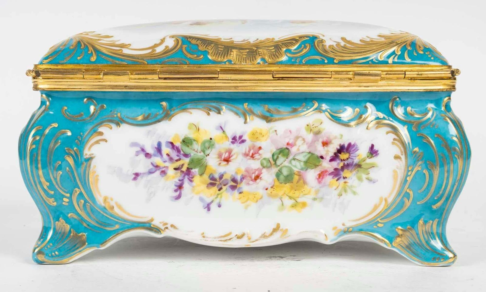 Sèvres Porcelain Box, Gilt Brass Mounting, 19th Century, Napoleon III Period. photo buy