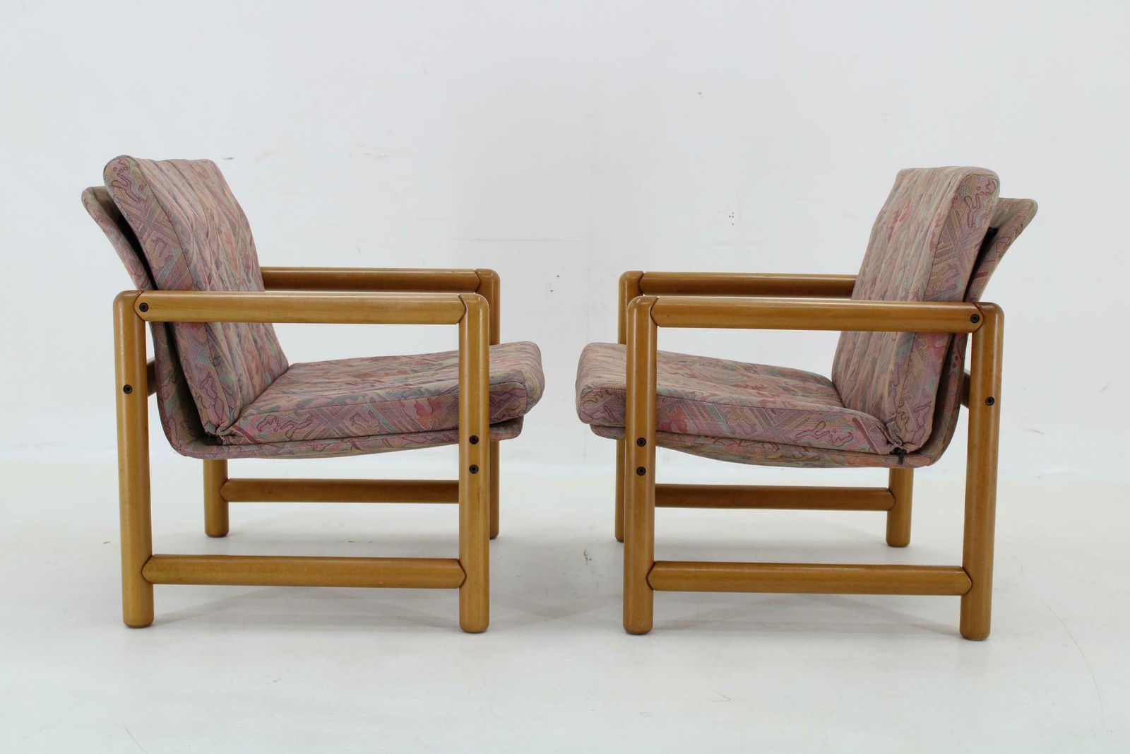 1970s Pair Of Beech Armchairs And Coffee Table  By Ton, Czechoslovakia photo vinterior