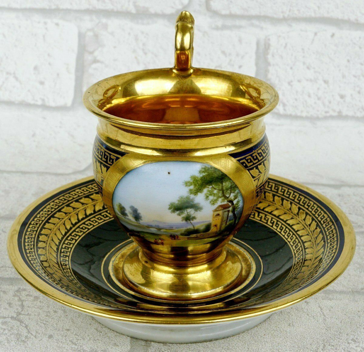 photo furniture Cup And Its Saucer Porcelain Of Paris   Attributed To The Manufacture Of Darte   Ep. Early 19th Century