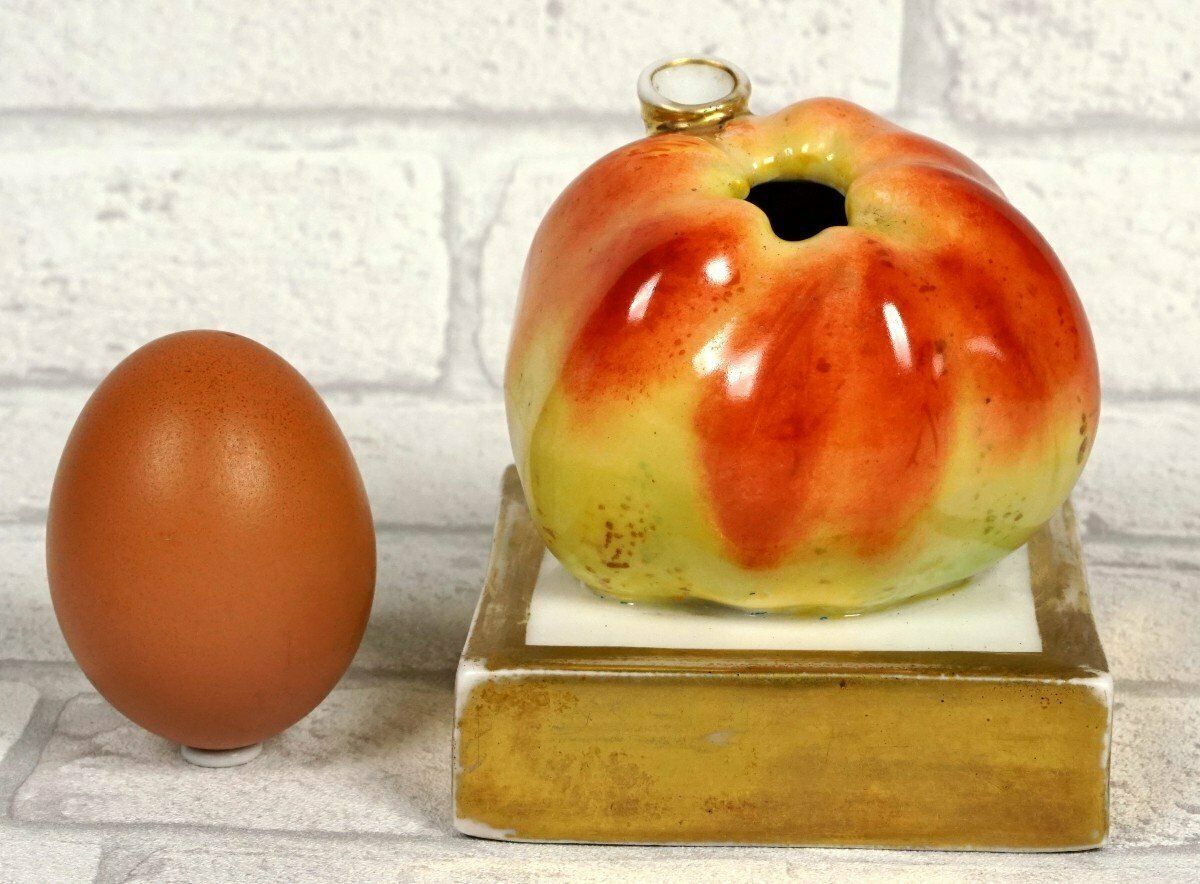 photo furniture Curious Trompe L'oeil Inkwell In The Shape Of An Apple In Paris Porcelain   Early 19th Century
