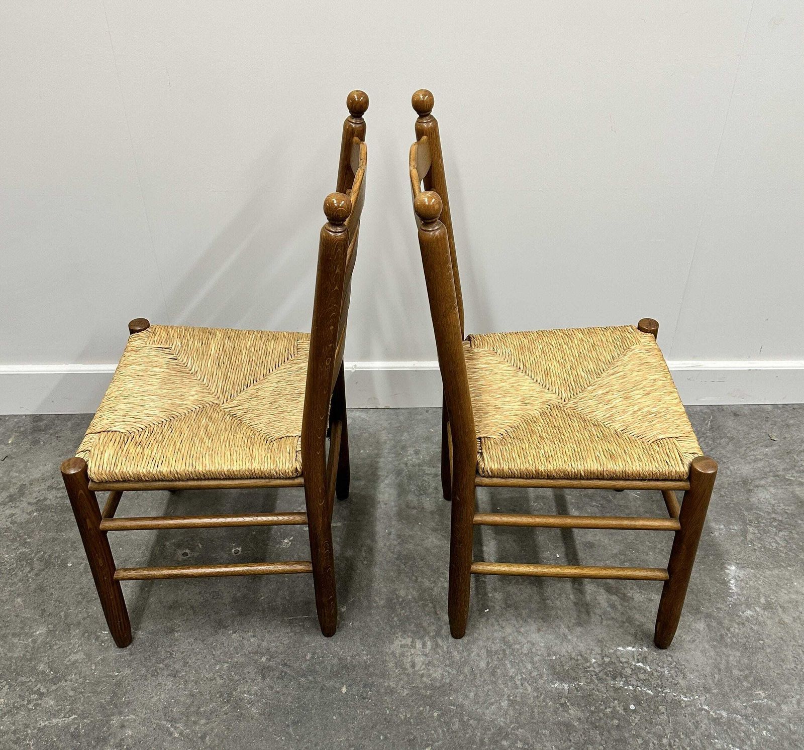 Set Van 6 Franse Provence Eiken Boerenlandse Eetkamerstoelen Met Biezen Zitting, Ca. Jaren 1970. photo vinterior