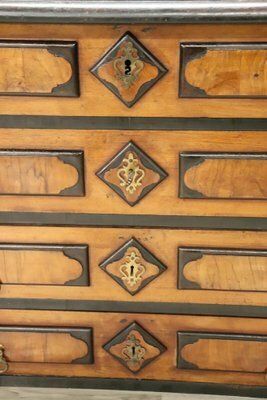 photo for sale Antique Chest Of Drawers In Inlaid Walnut, 17th Century
