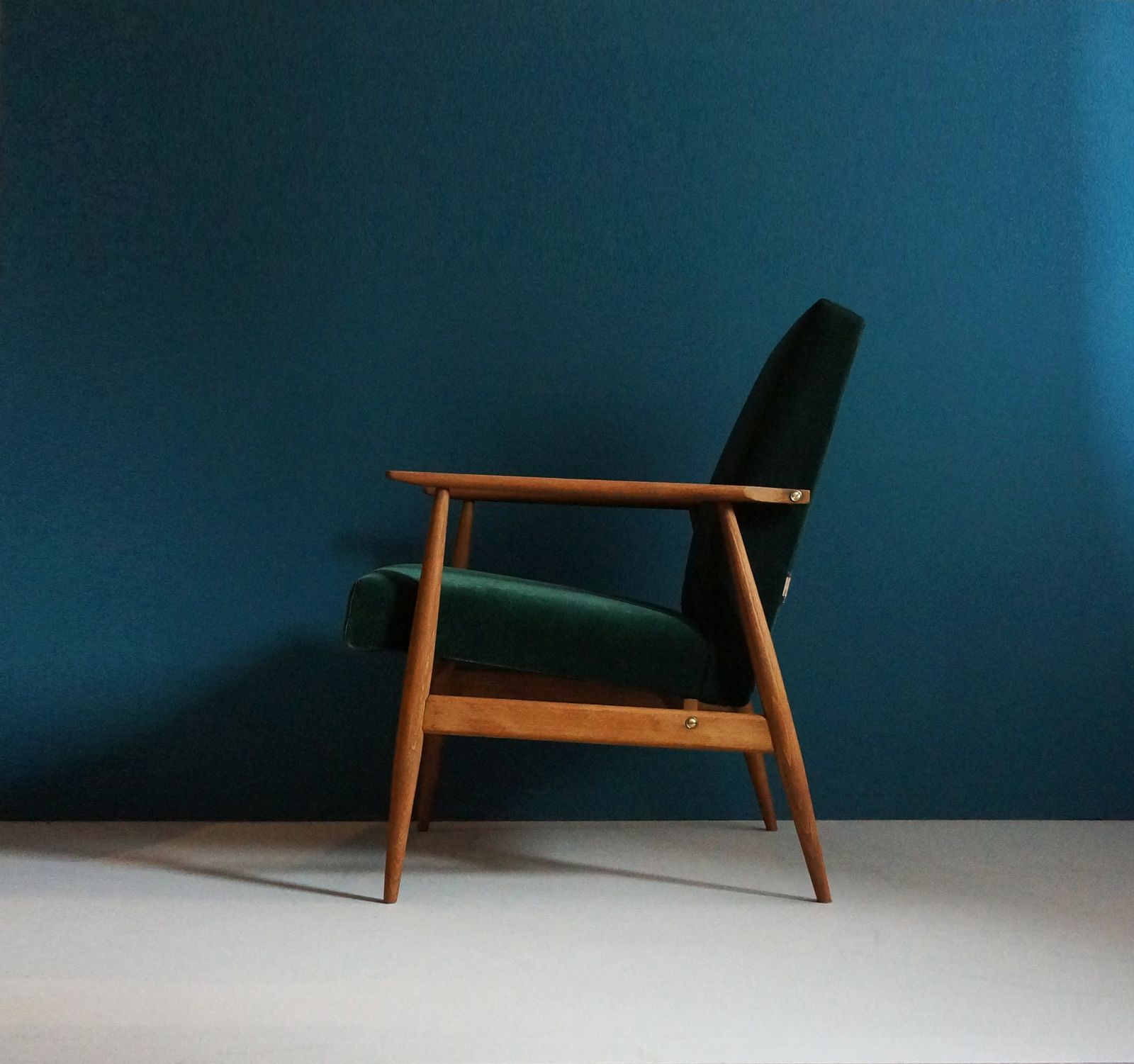 Vintage Armchair Form Mid Century, Dark Green, Restored photo 419.0