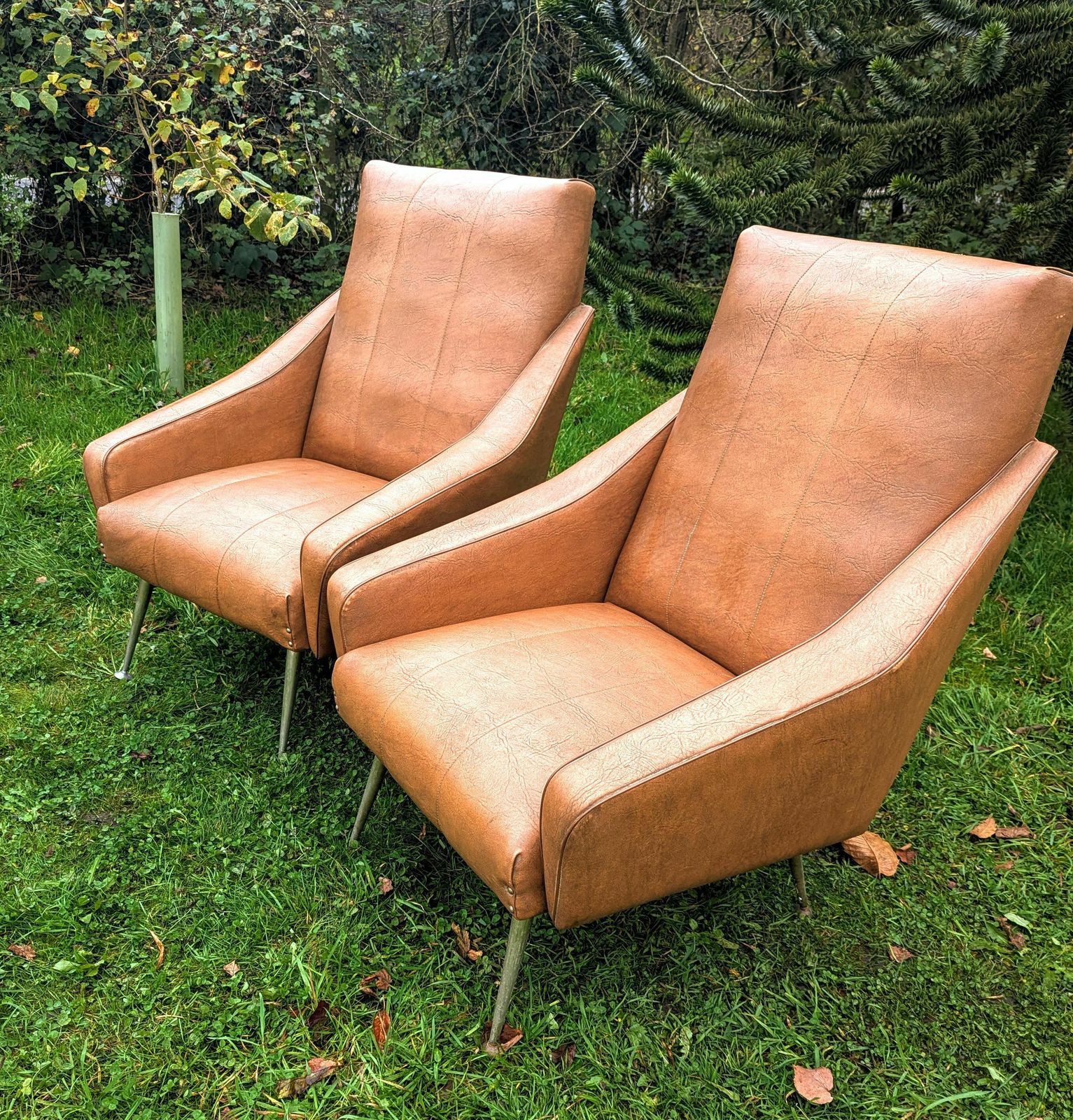 Chic Vintage 1960s Italian Armchairs Tapering Brass Supports  Delivery Available 0174. photo vinterior