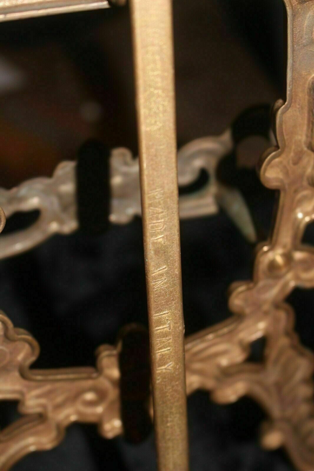 photo vintage Original Italian Brass Display/Picture Easel Baroque Italian Victorian From Rome
