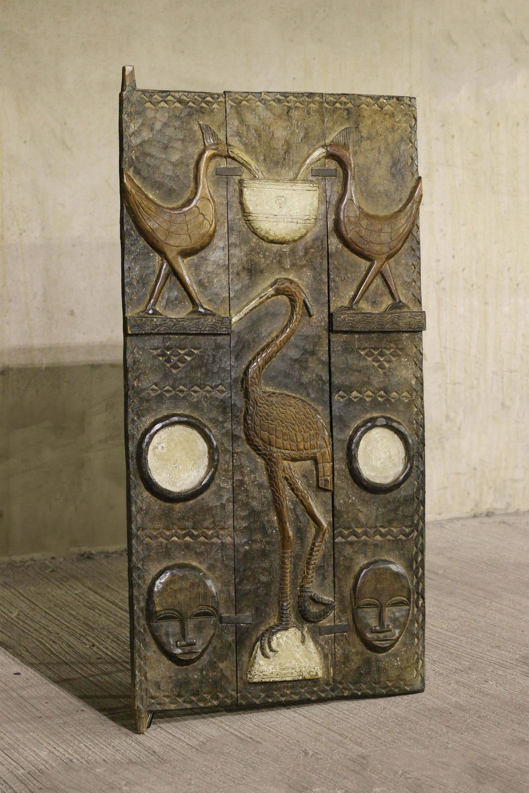 Baule Door (Anuan) Ivory Coast   82.2 photo furniture