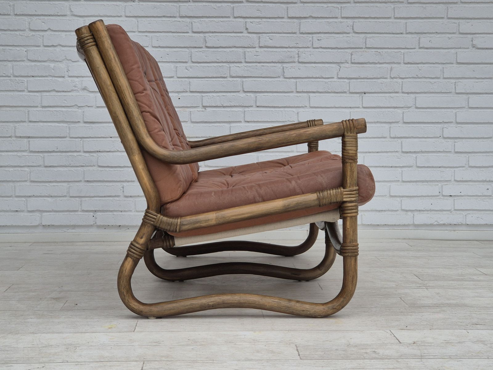 1970s, Scandinavian 2 Seater Sofa, Original Very Good Condition, Bamboo, Leather. photo vinterior