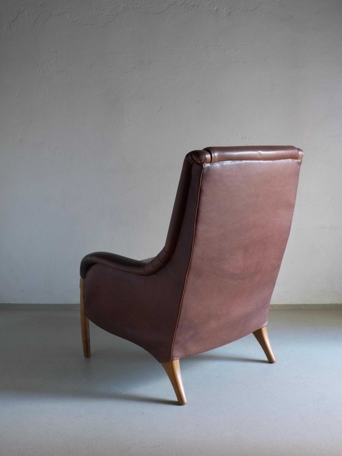 Brown Leather Lounge Chair | Netherlands | 1980s photo buy