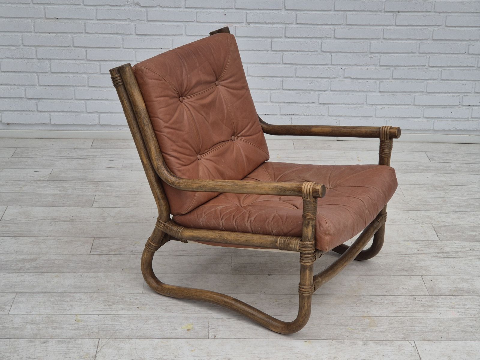 photo furniture 1970s, Scandinavian Armchair, Original Very Good Condition, Bamboo, Leather.