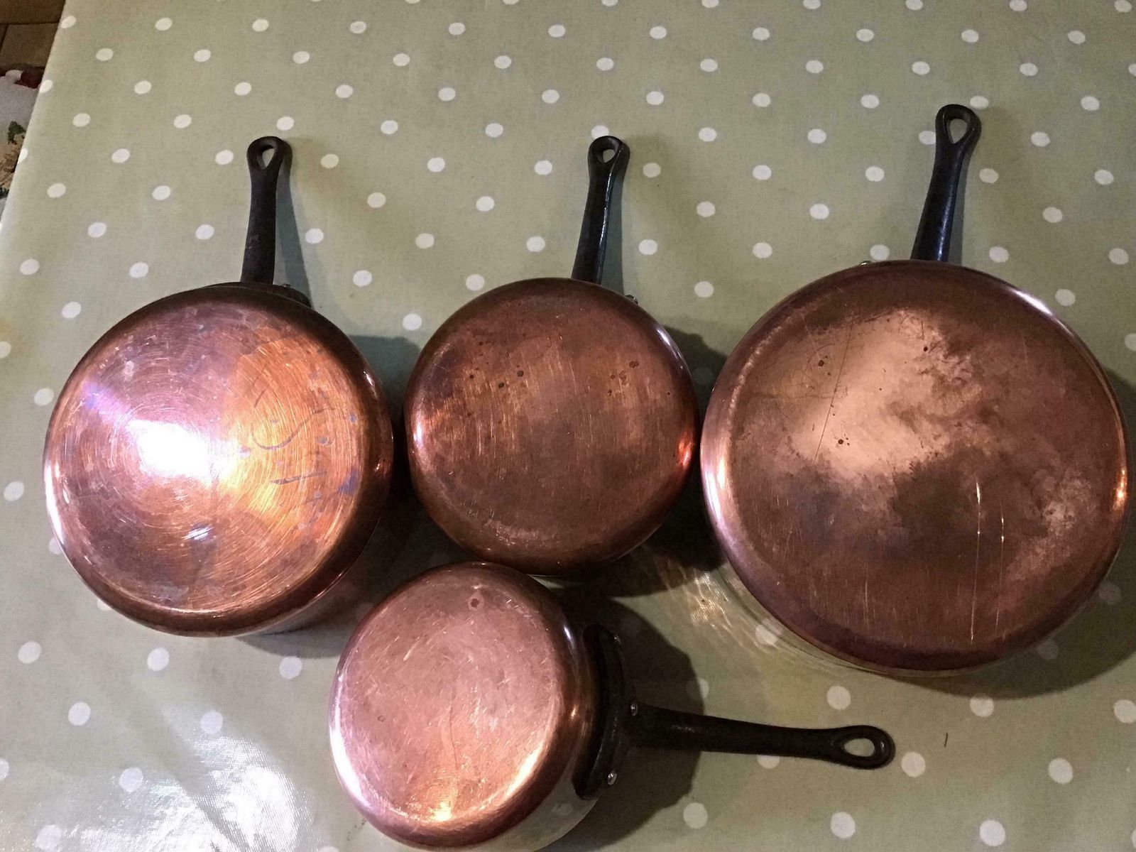 4 Copper Hammered Pans Stamped French Pots And Pans, Made In France, Country Kitchen, photo vinterior