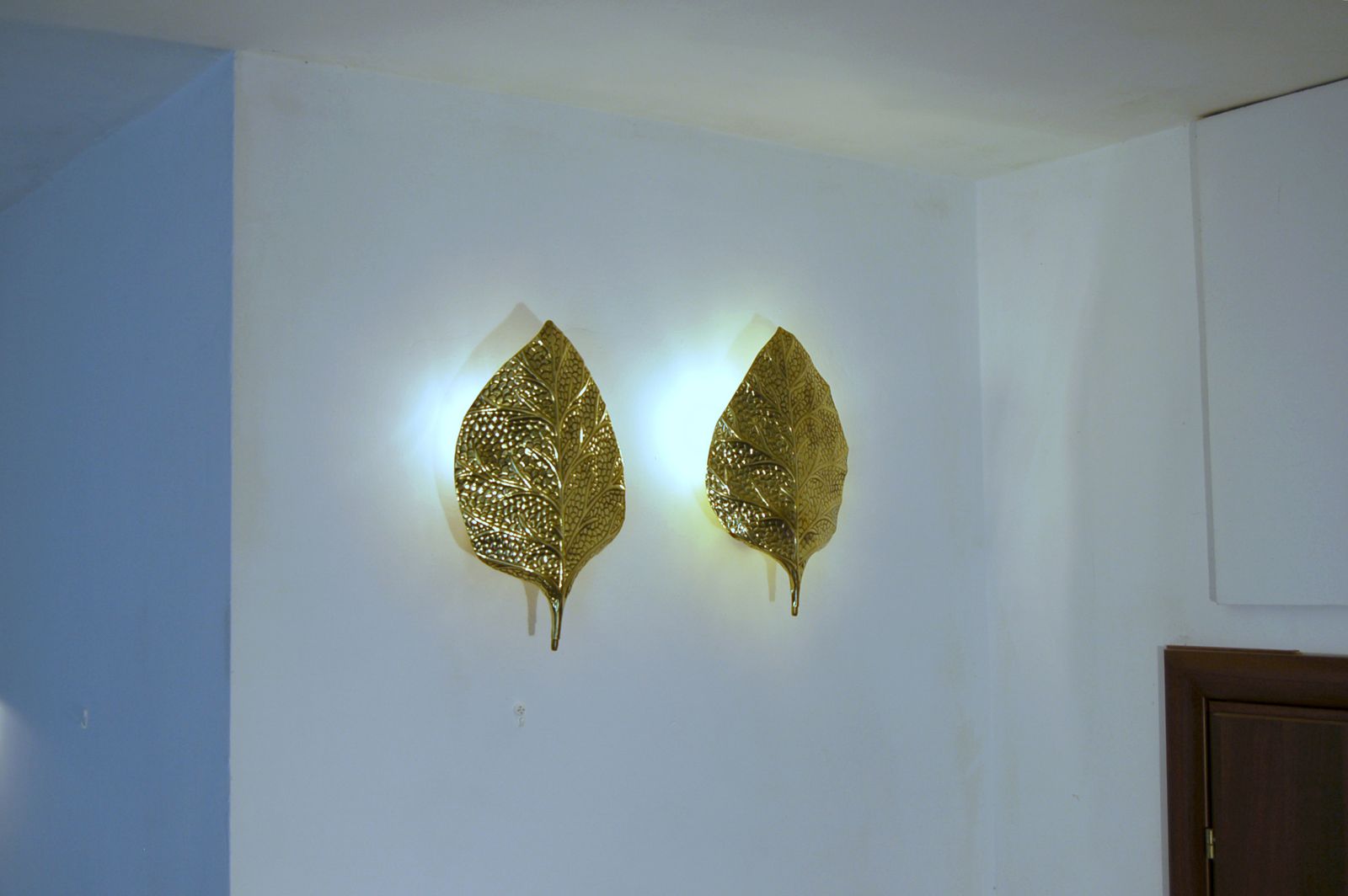 photo for sale Pair Of Wall Lamp Art. A 017 Leaf   Brass   Bottega Gadda Milano