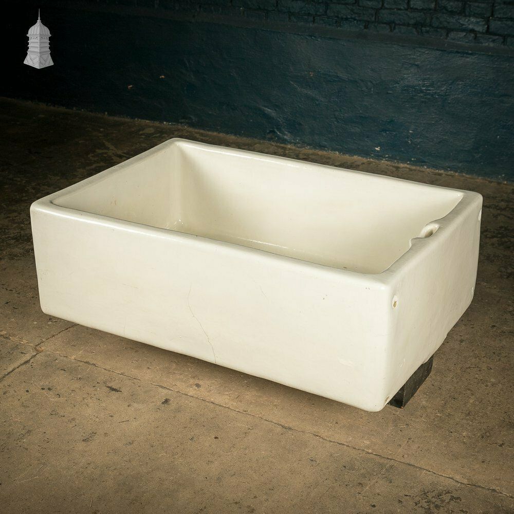 Belfast Butler Sink, Weir Overflow, White Glaze photo furniture