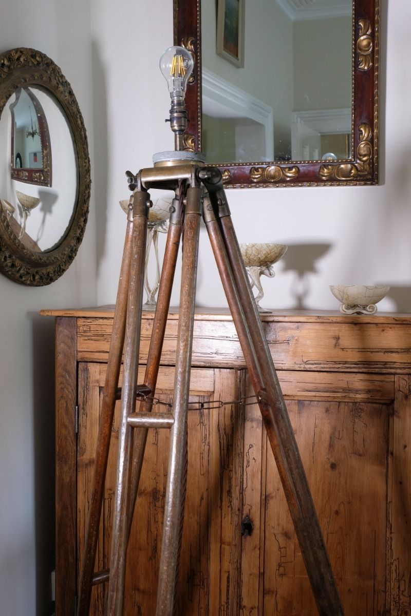 460.0 Standard Lamp In A Military Surveyor Style photo