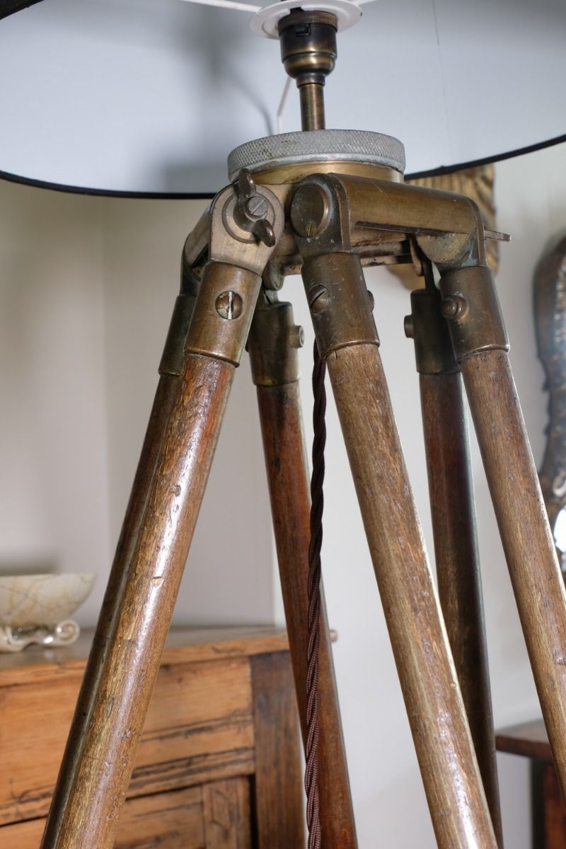 photo vinterior Standard Lamp In A Military Surveyor Style