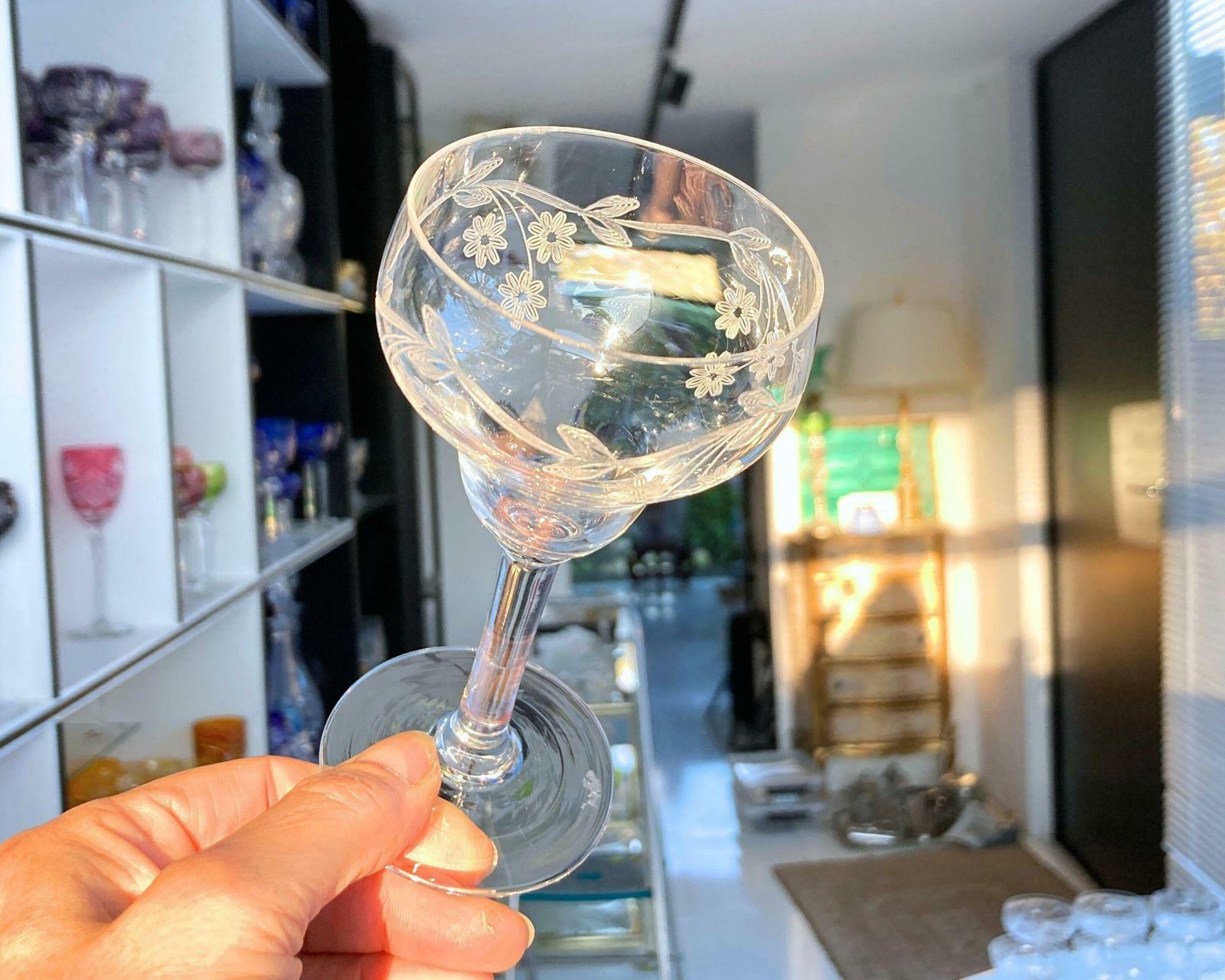 Crystal French Cordial Glasses | 2pcs | Engraved Floral Art Deco photo vinterior