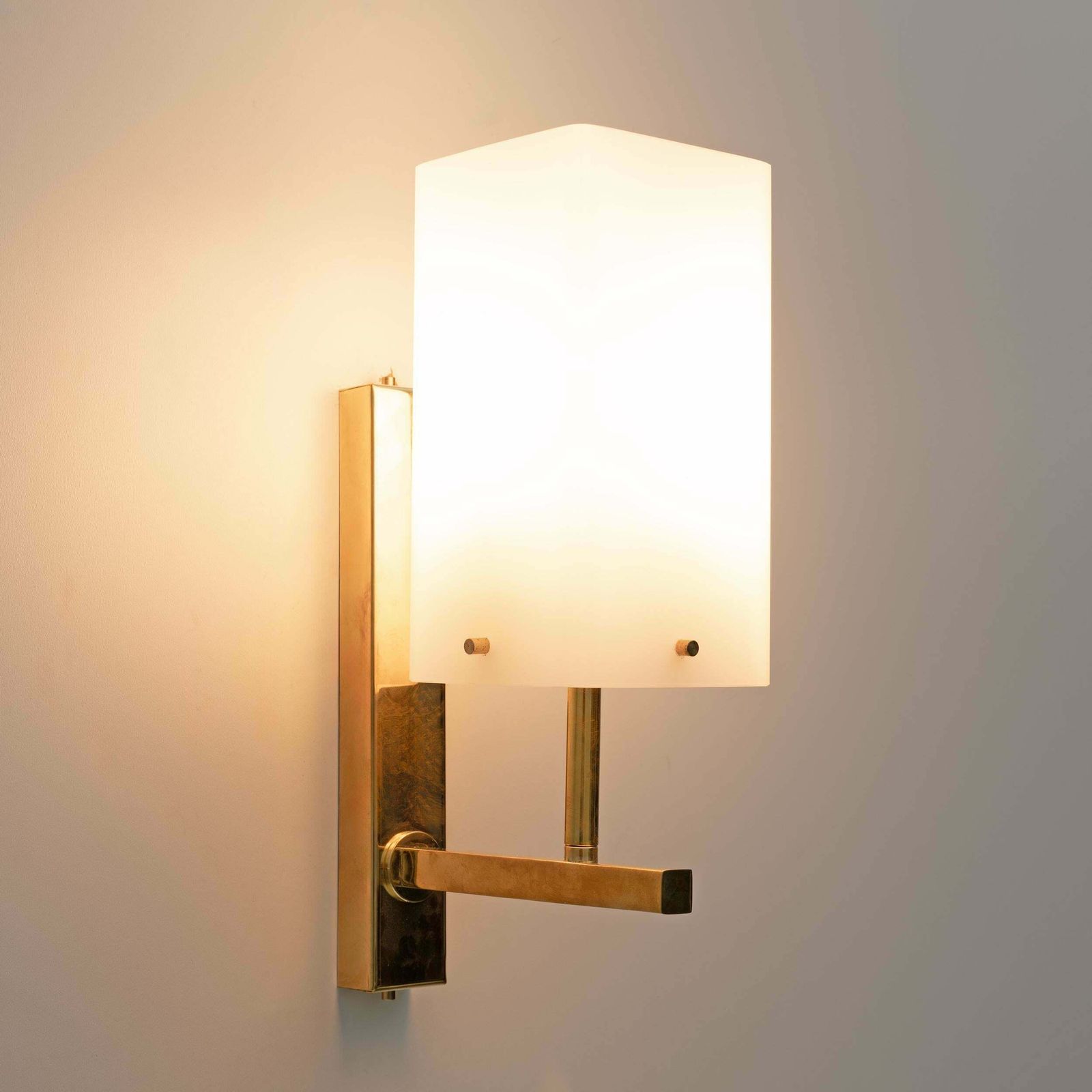 Pair Of Mid Century Modern Style Italian Murano Glass And Brass Sconces photo vinterior